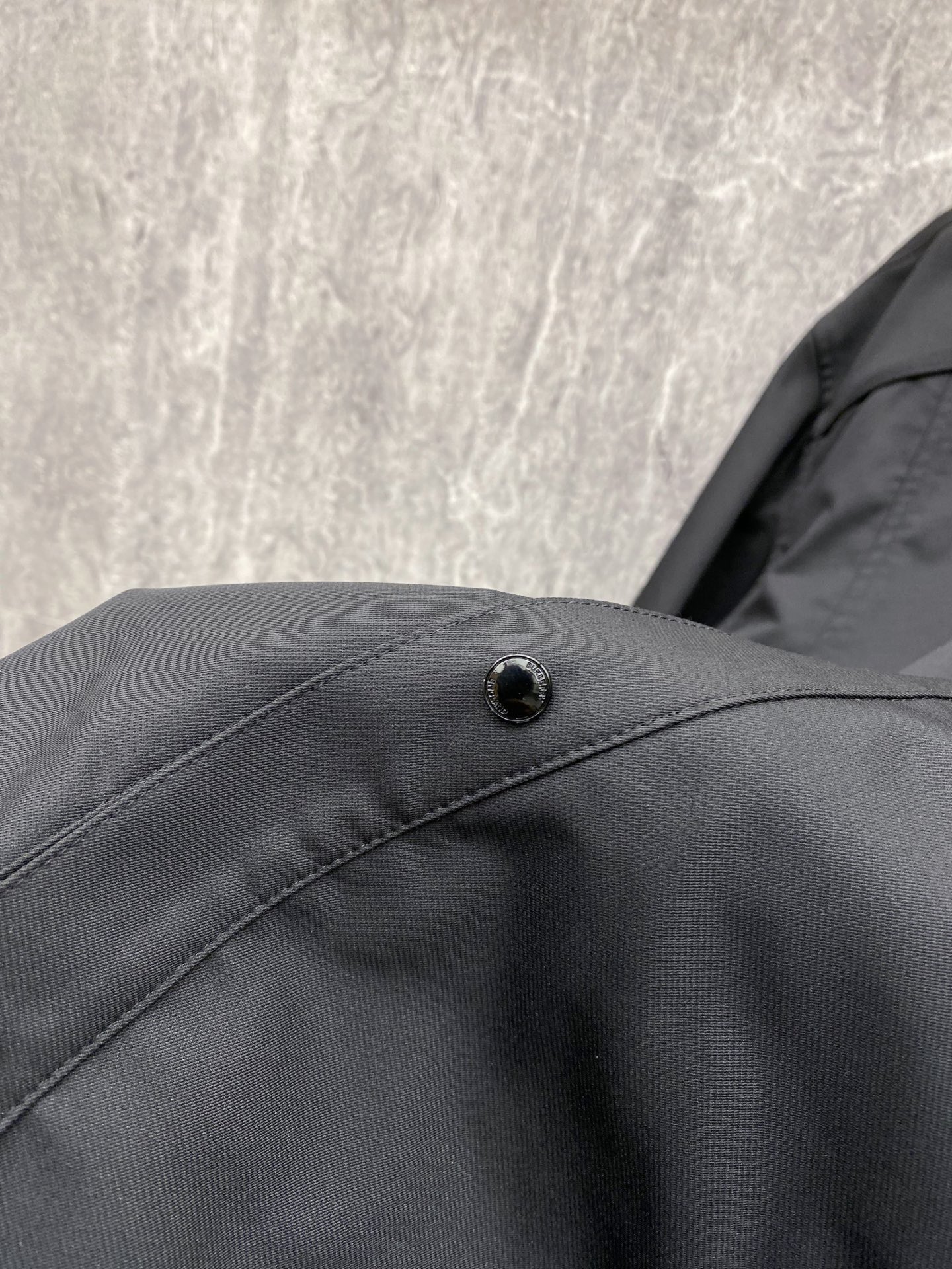 Burberry 巴宝莉2026ss春季新款夹克外套全高端版本！高定专柜面料辅料，透气舒适度高，细节无可