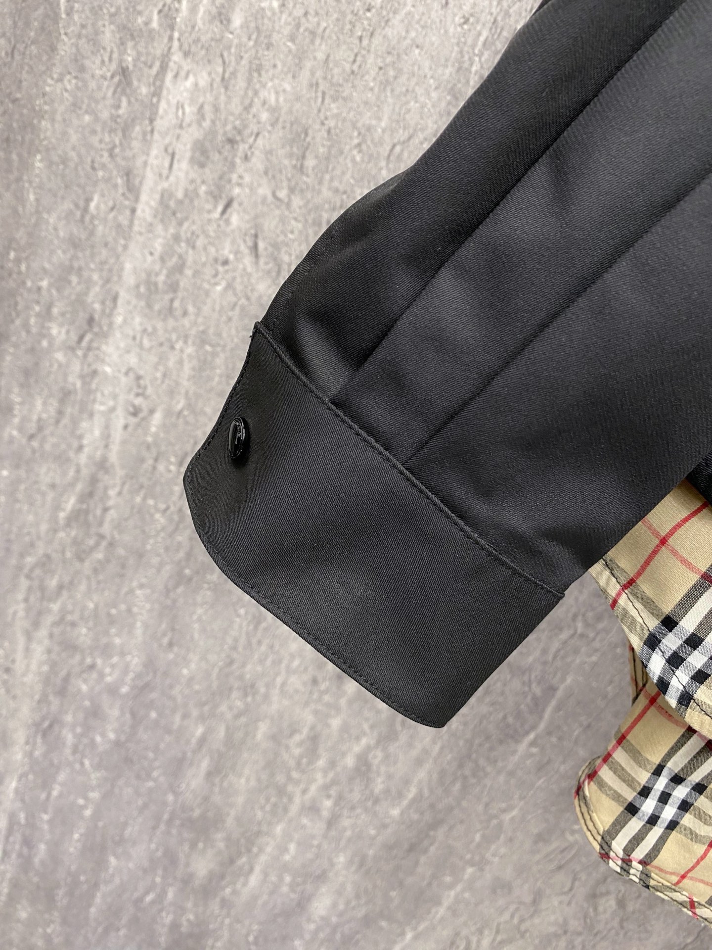 Burberry 巴宝莉2026ss春季新款夹克外套全高端版本！高定专柜面料辅料，透气舒适度高，细节无可