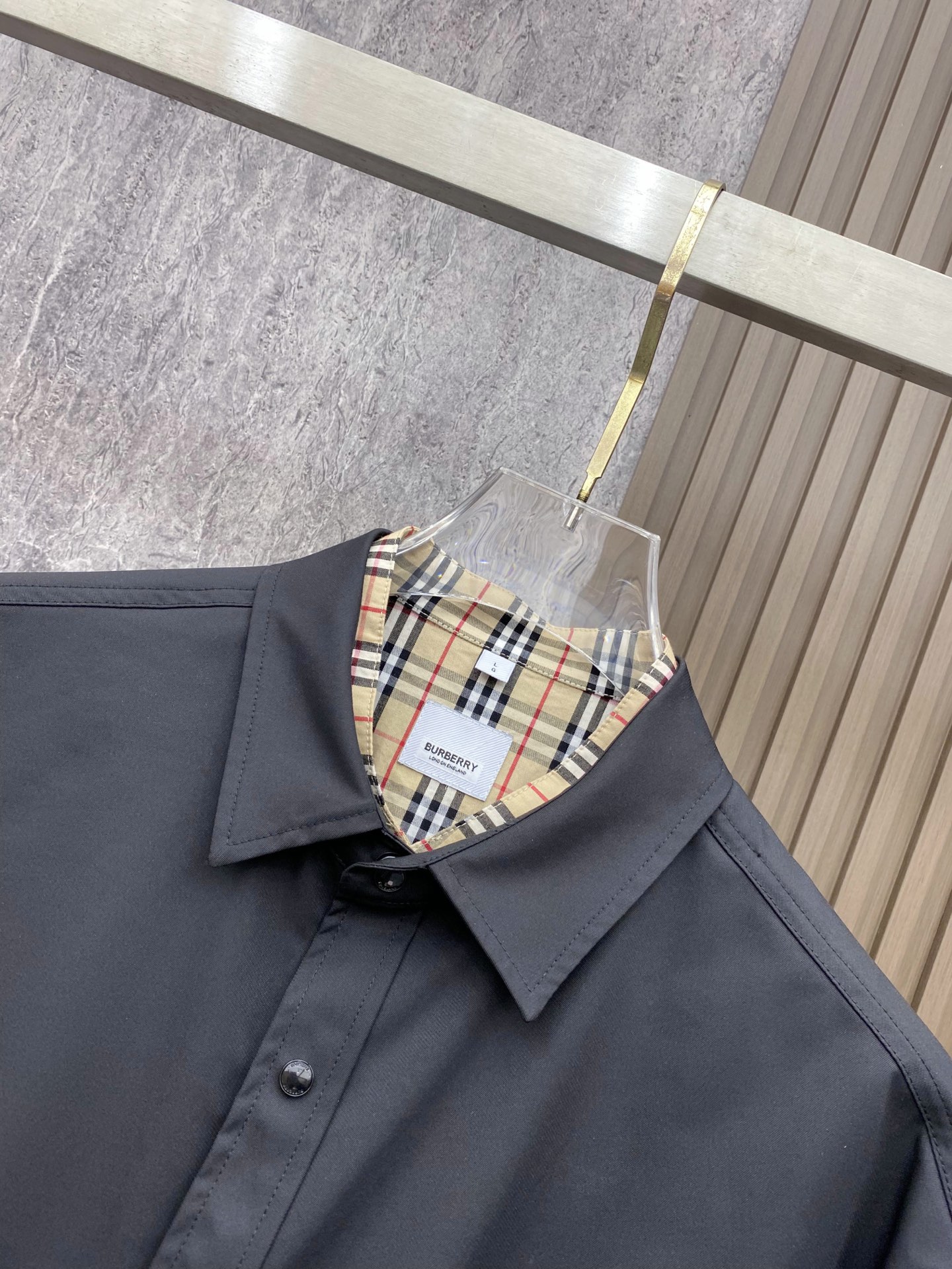 Burberry 巴宝莉 假两件衬衫外套 2026ss春季新款夹克外套全高端版本！高定专柜面料辅料，透气