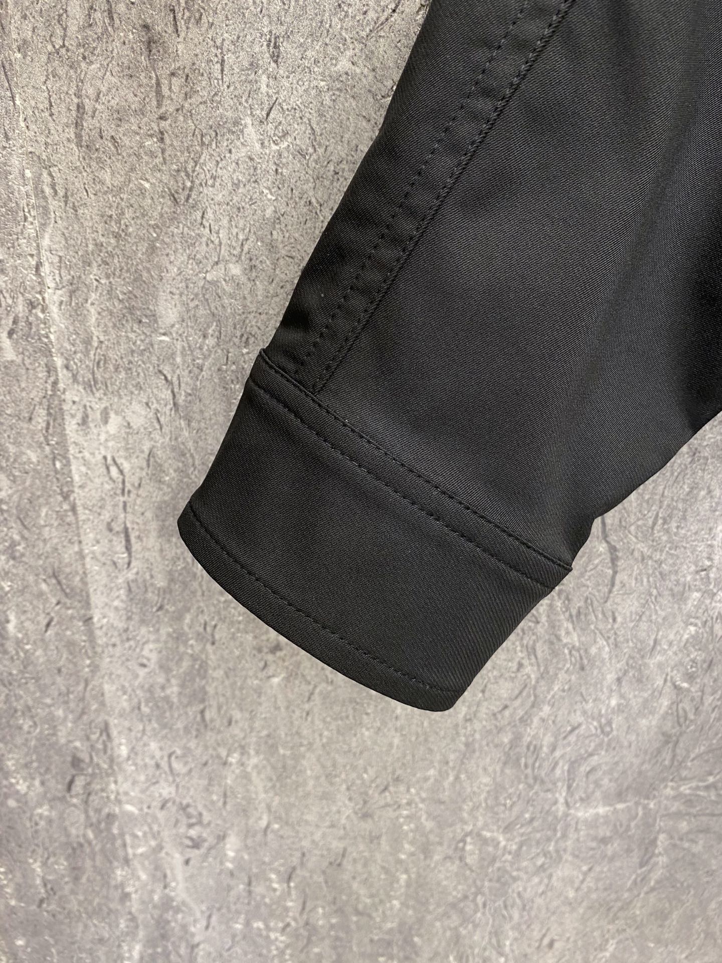 Burberry 巴宝莉 假两件衬衫外套 2026ss春季新款夹克外套全高端版本！高定专柜面料辅料，透气