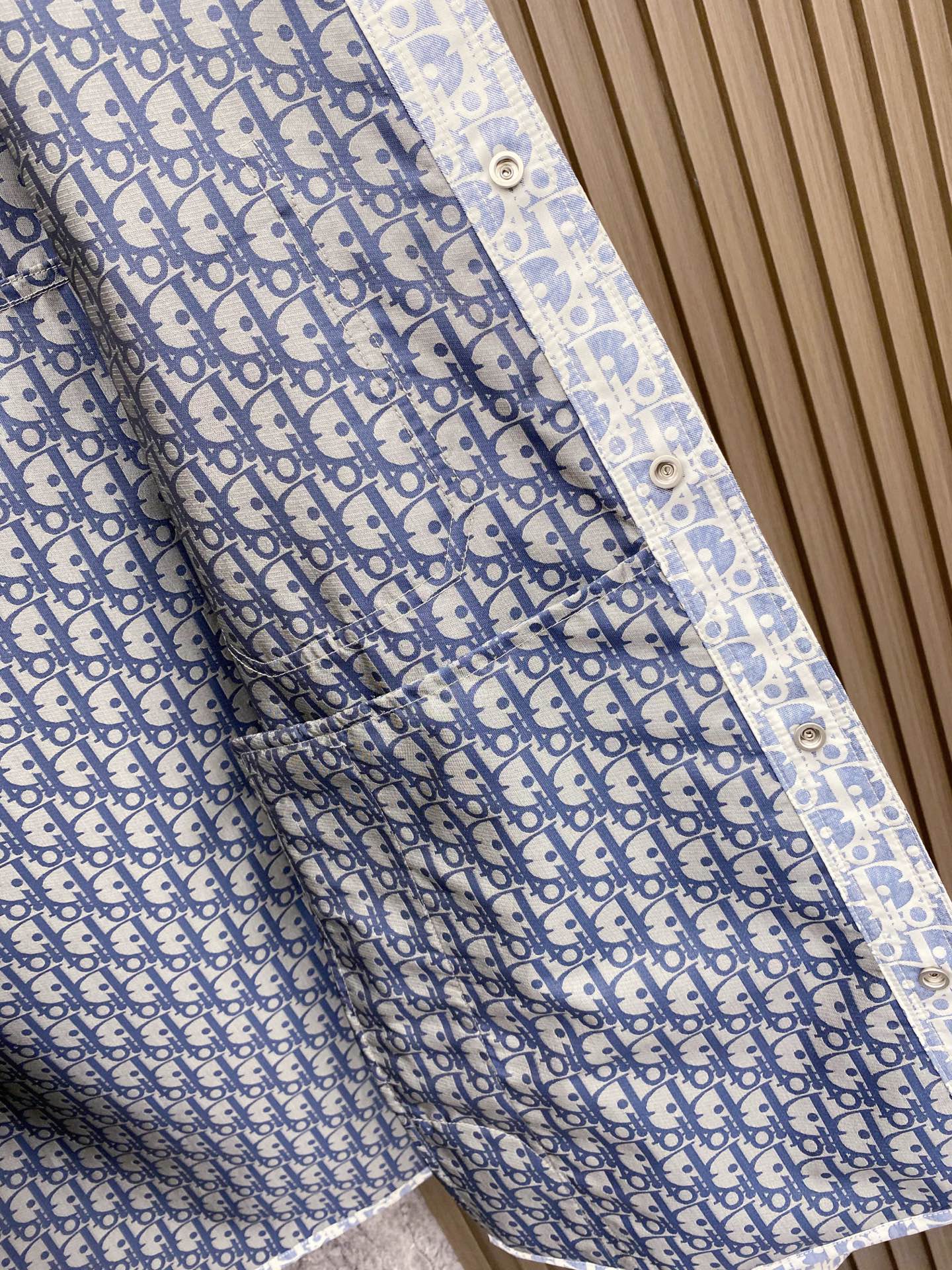 Dior 迪奥 2026ss春季新款翻领夹克外套全高端版本！高定专柜面料辅料，透气舒适度高，细节无可挑剔