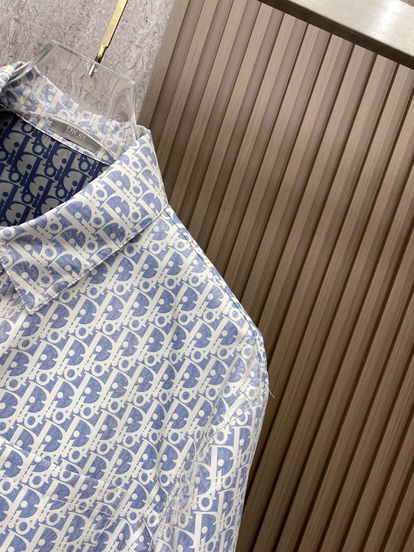 Dior 迪奥 2026ss春季新款翻领夹克外套全高端版本！高定专柜面料辅料，透气舒适度高，细节无可挑剔