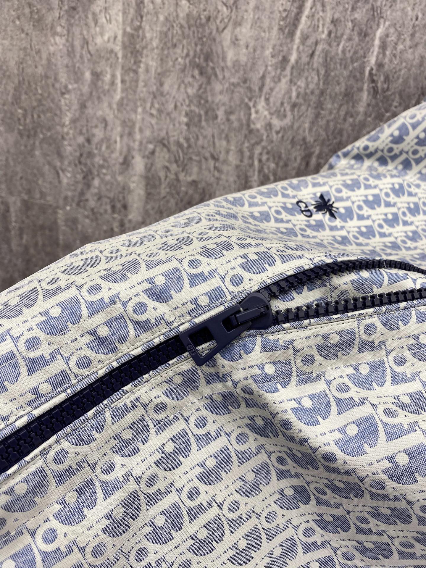 Dior 迪奥 2026ss春季新款夹克外套全高端版本！高定专柜面料辅料，透气舒适度高，细节无可挑剔，做