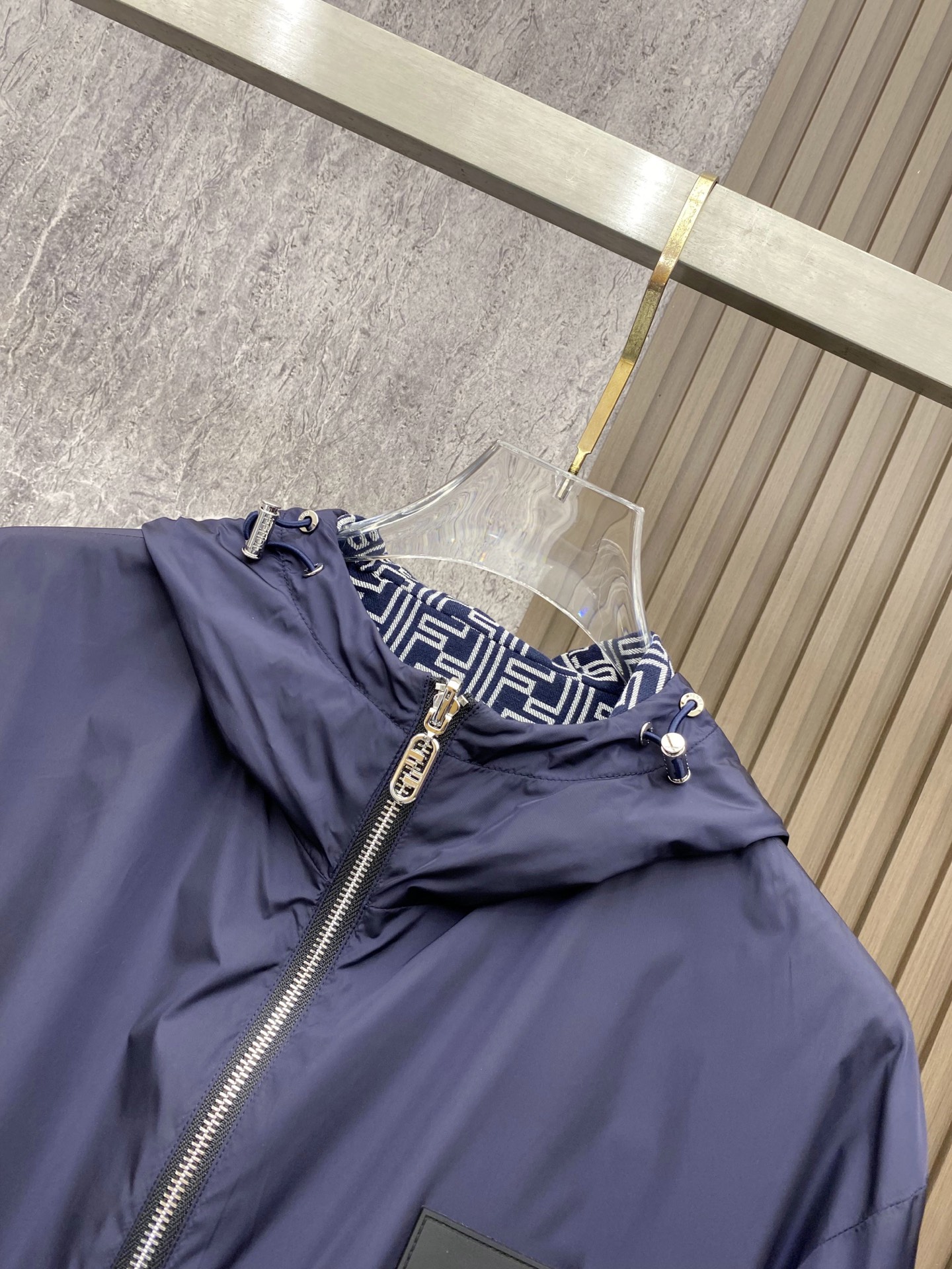 Fendi 芬迪 2026新款连帽夹克春装外套、双面可穿、新款发布、顶级品质>(夹克系列)专柜官网同步发