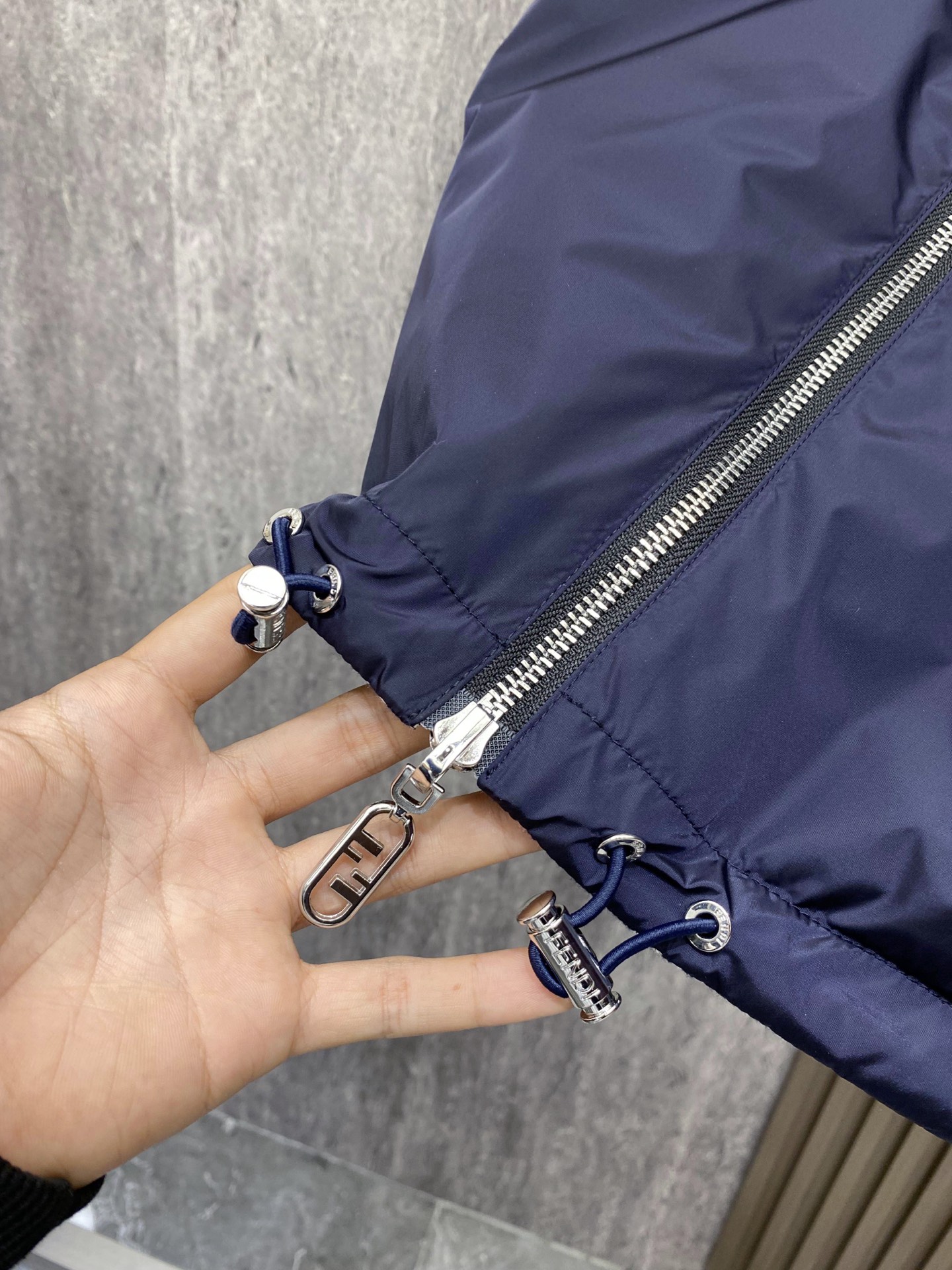 Fendi 芬迪 2026新款连帽夹克春装外套、双面可穿、新款发布、顶级品质>(夹克系列)专柜官网同步发