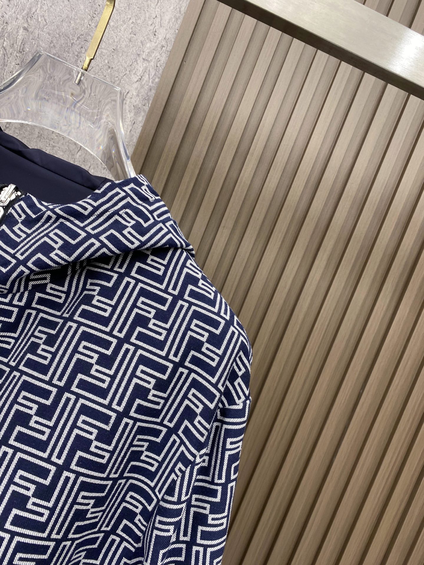 Fendi 芬迪 2026新款连帽夹克春装外套、双面可穿、新款发布、顶级品质>(夹克系列)专柜官网同步发