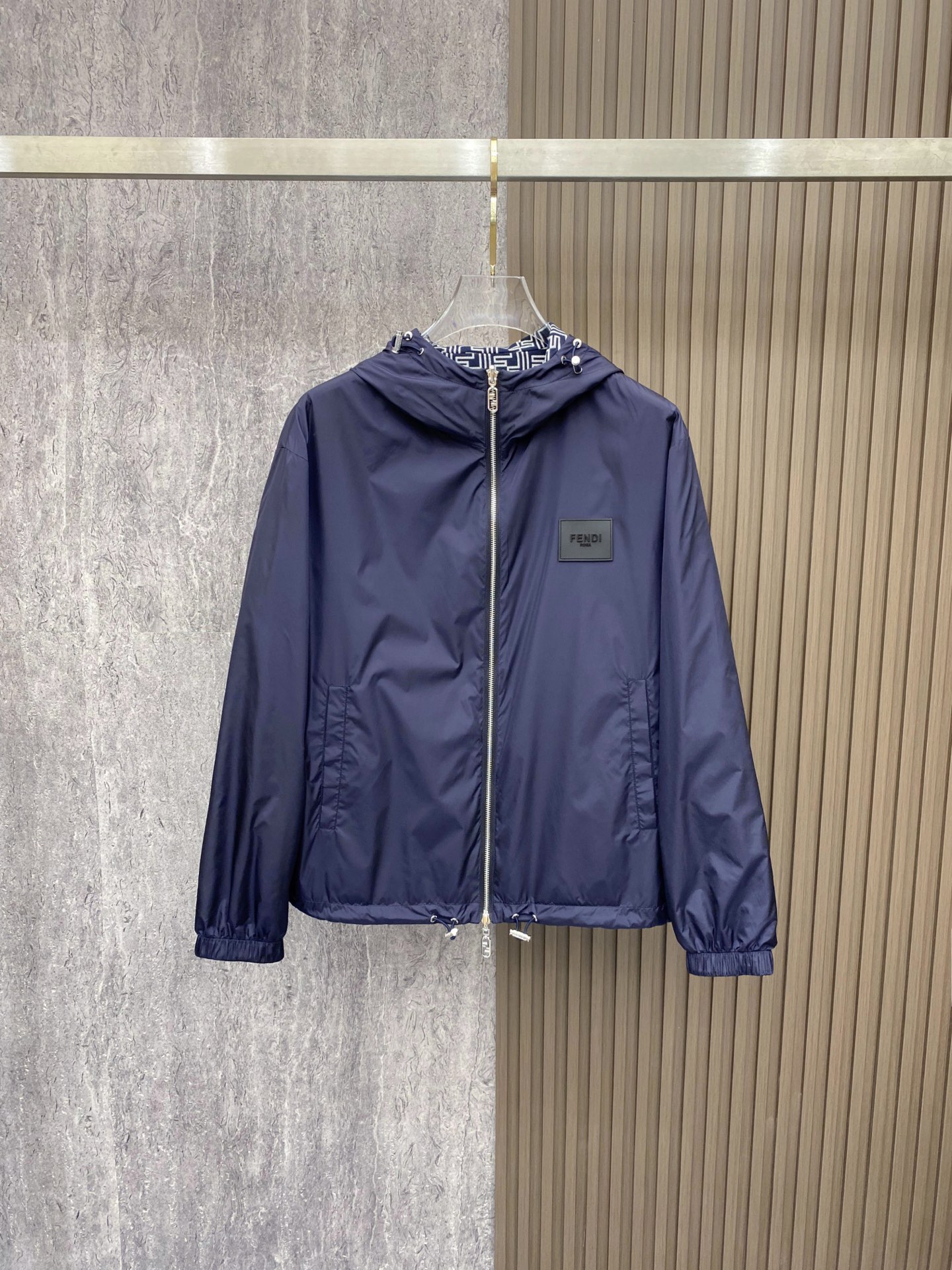 Fendi 芬迪 2026新款连帽夹克春装外套、双面可穿、新款发布、顶级品质>(夹克系列)专柜官网同步发