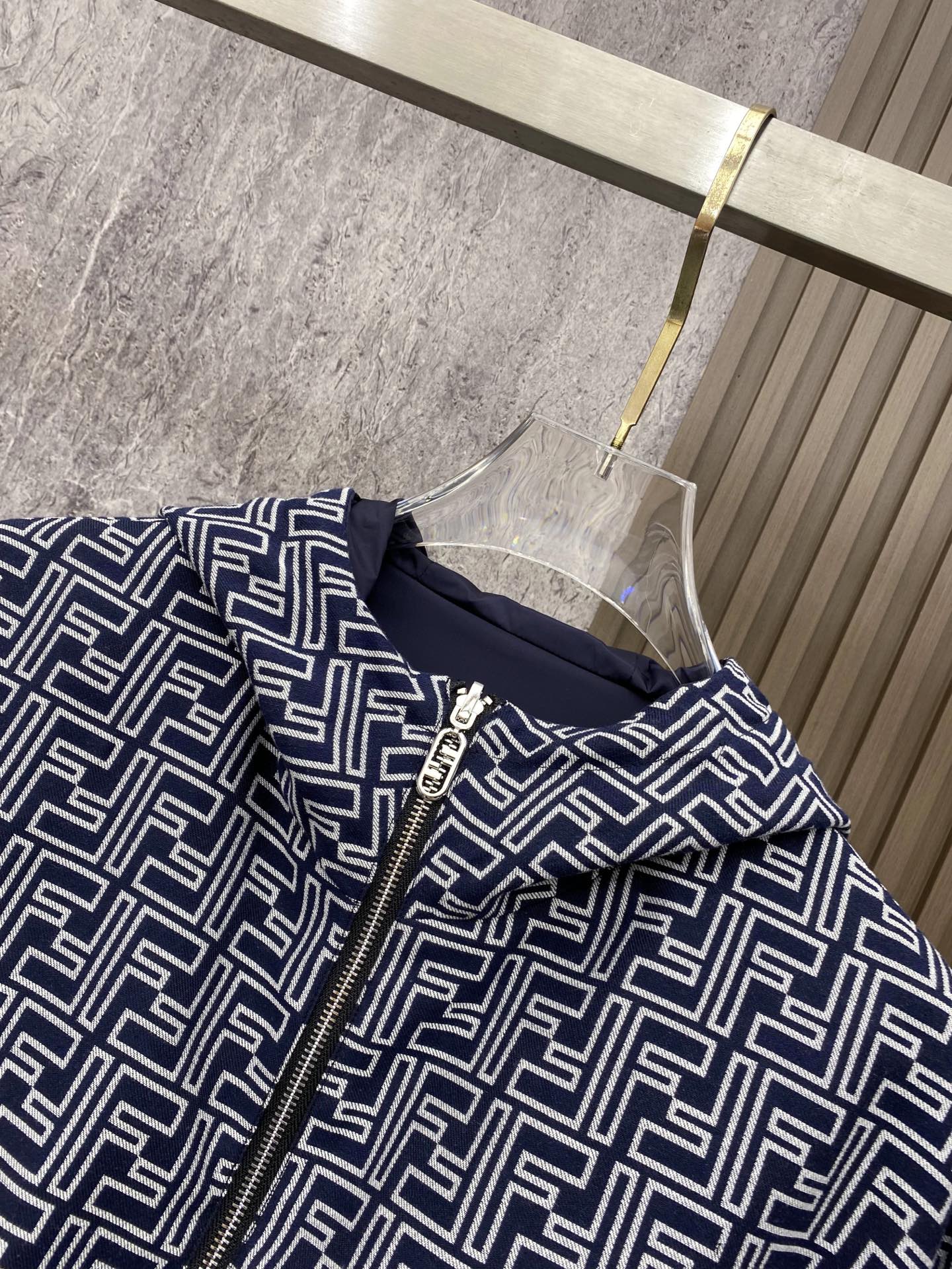 Fendi 芬迪 2026新款连帽夹克春装外套、双面可穿、新款发布、顶级品质>(夹克系列)专柜官网同步发