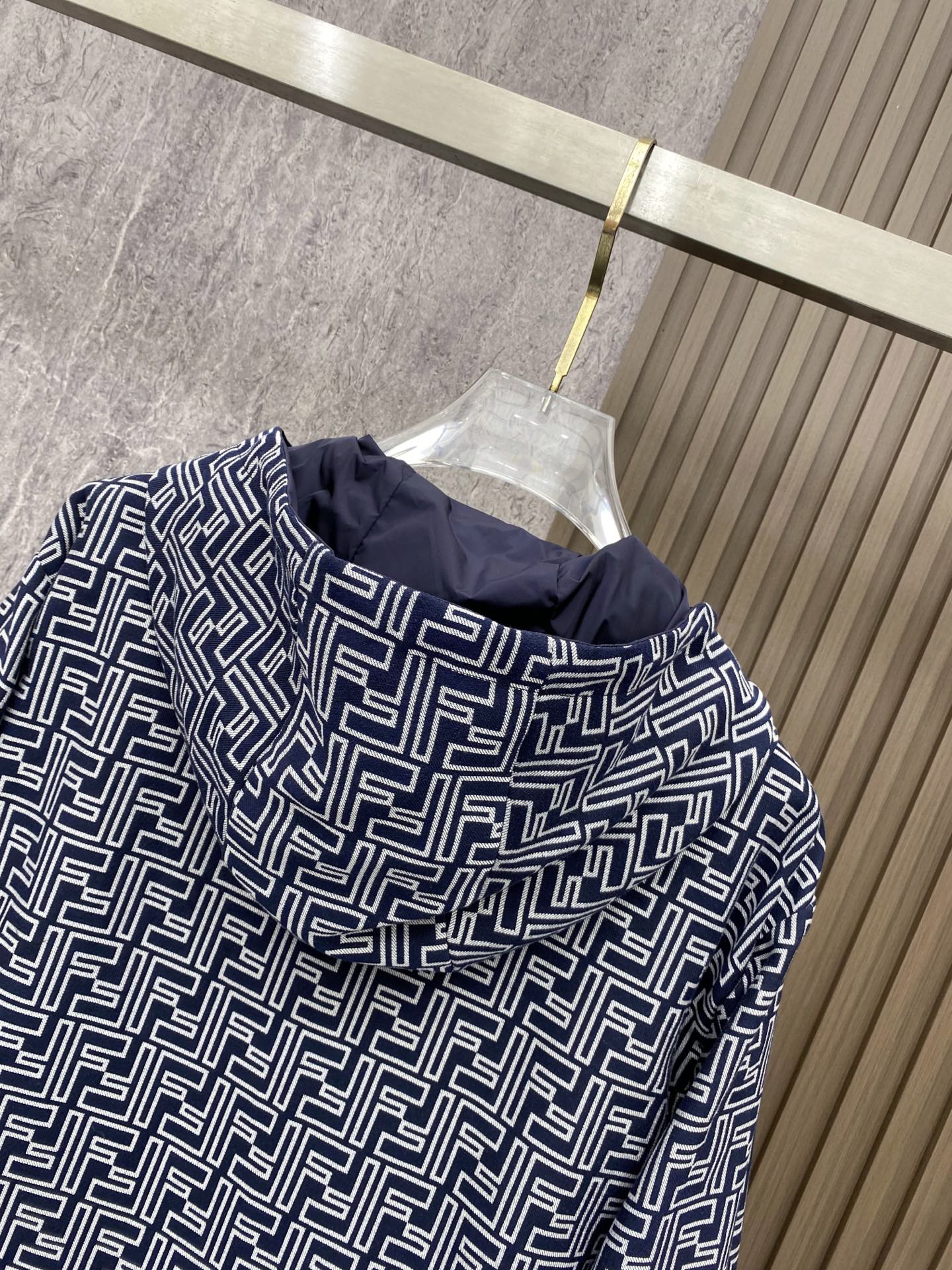 Fendi 芬迪 2026新款连帽夹克春装外套、双面可穿、新款发布、顶级品质>(夹克系列)专柜官网同步发