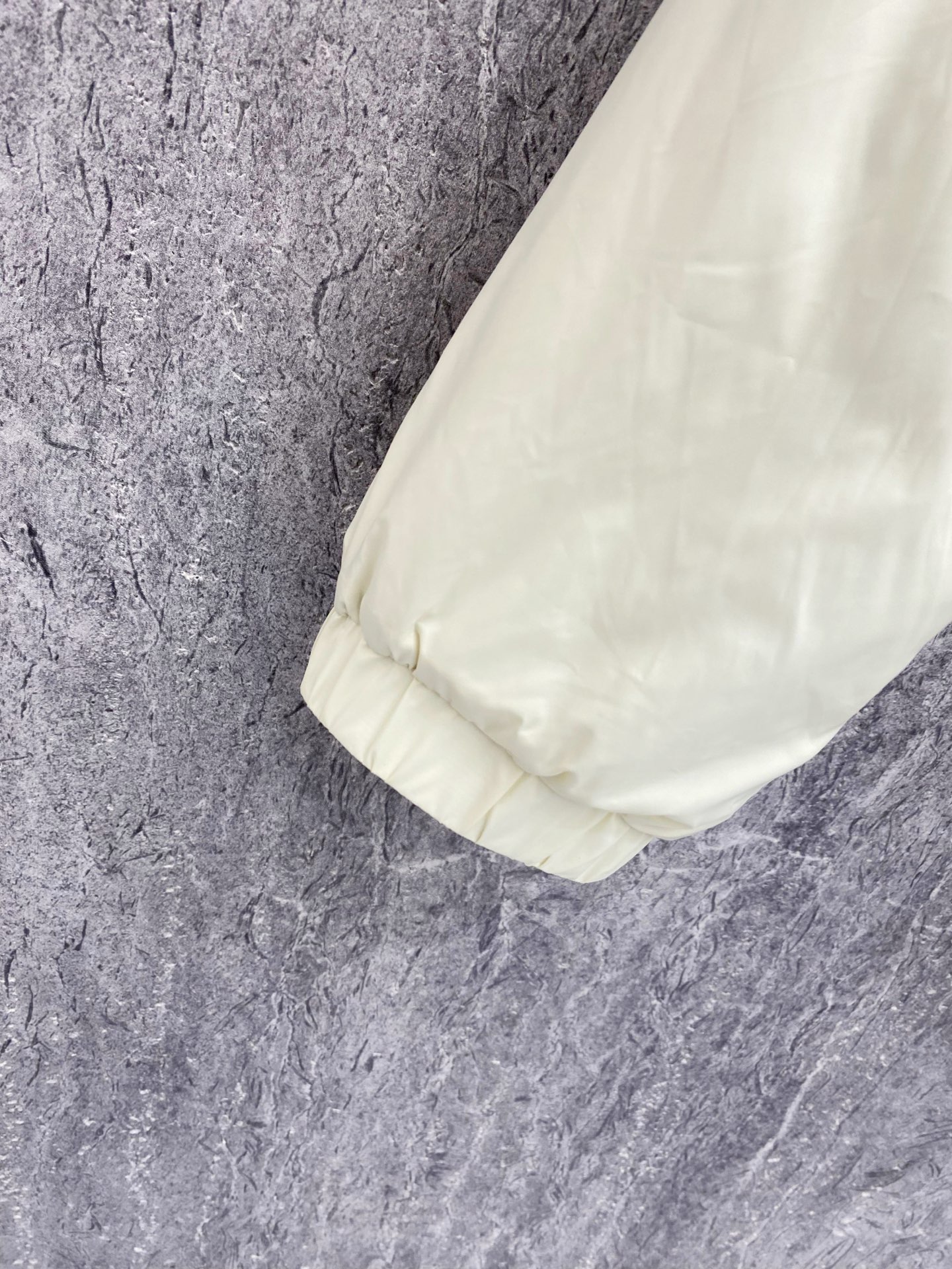 Moncler 蒙口 2026ss春季新款夹克外套全高端版本！高定专柜面料辅料，透气舒适度高，细节无可挑