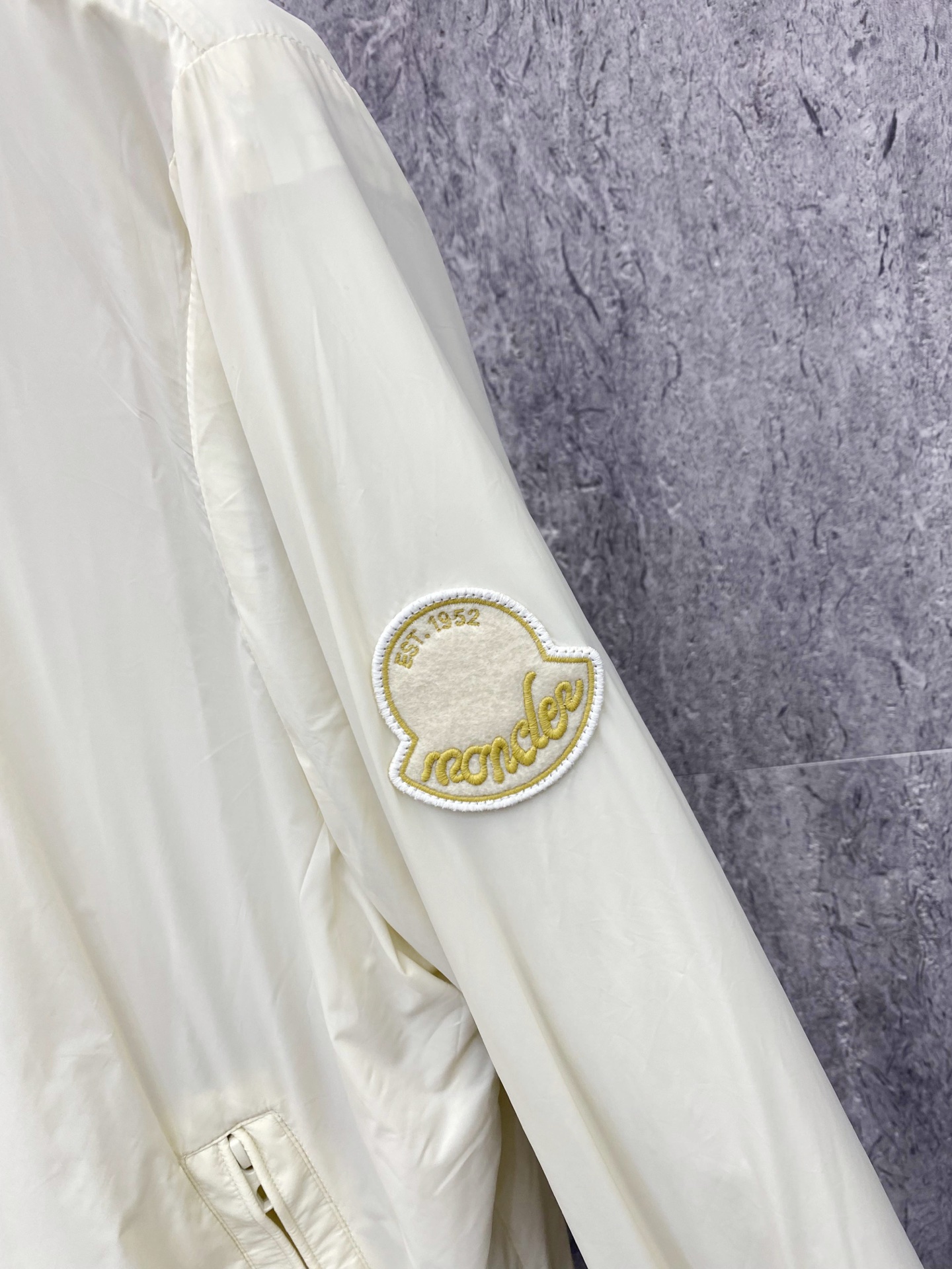 Moncler 蒙口 2026ss春季新款夹克外套全高端版本！高定专柜面料辅料，透气舒适度高，细节无可挑