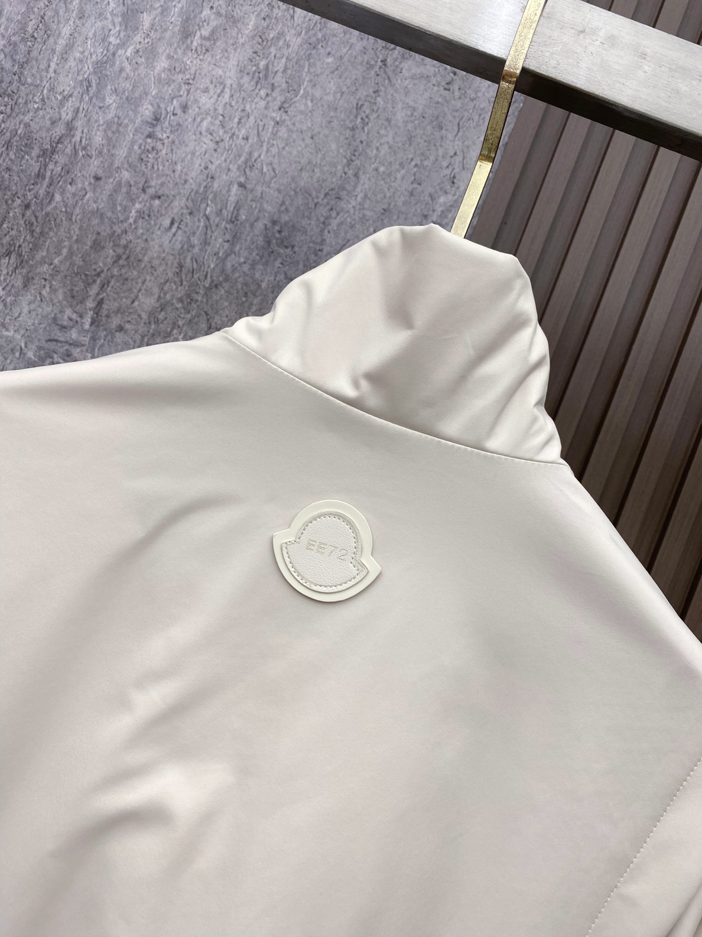 Moncler 蒙口 2026ss春季新款立领夹克外套全高端版本！高定专柜面料辅料，透气舒适度高，细节无