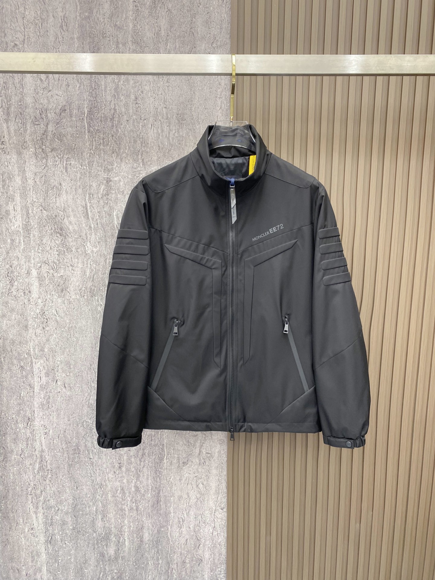 Moncler 蒙口 2026ss春季新款立领夹克外套全高端版本！高定专柜面料辅料，透气舒适度高，细节无