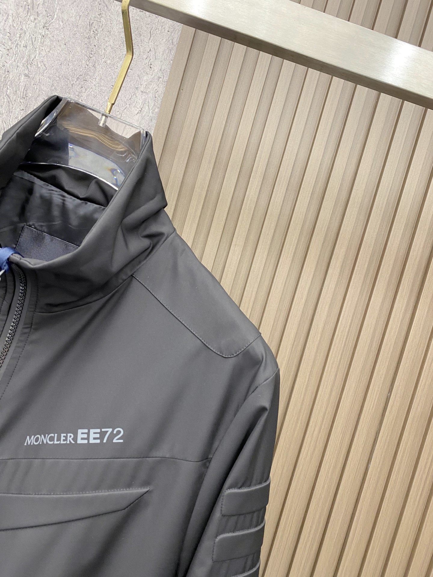 Moncler 蒙口 2026ss春季新款立领夹克外套全高端版本！高定专柜面料辅料，透气舒适度高，细节无