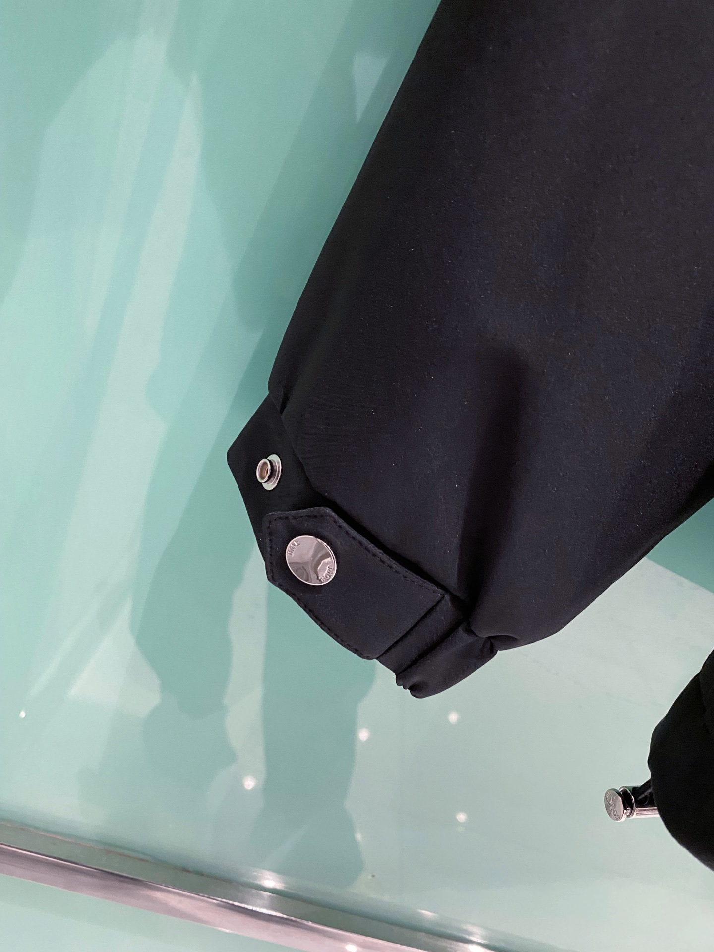 Dior 迪奥 2026ss春季新款连帽夹克外套全高端版本！高定专柜面料辅料，透气舒适度高，细节无可挑剔