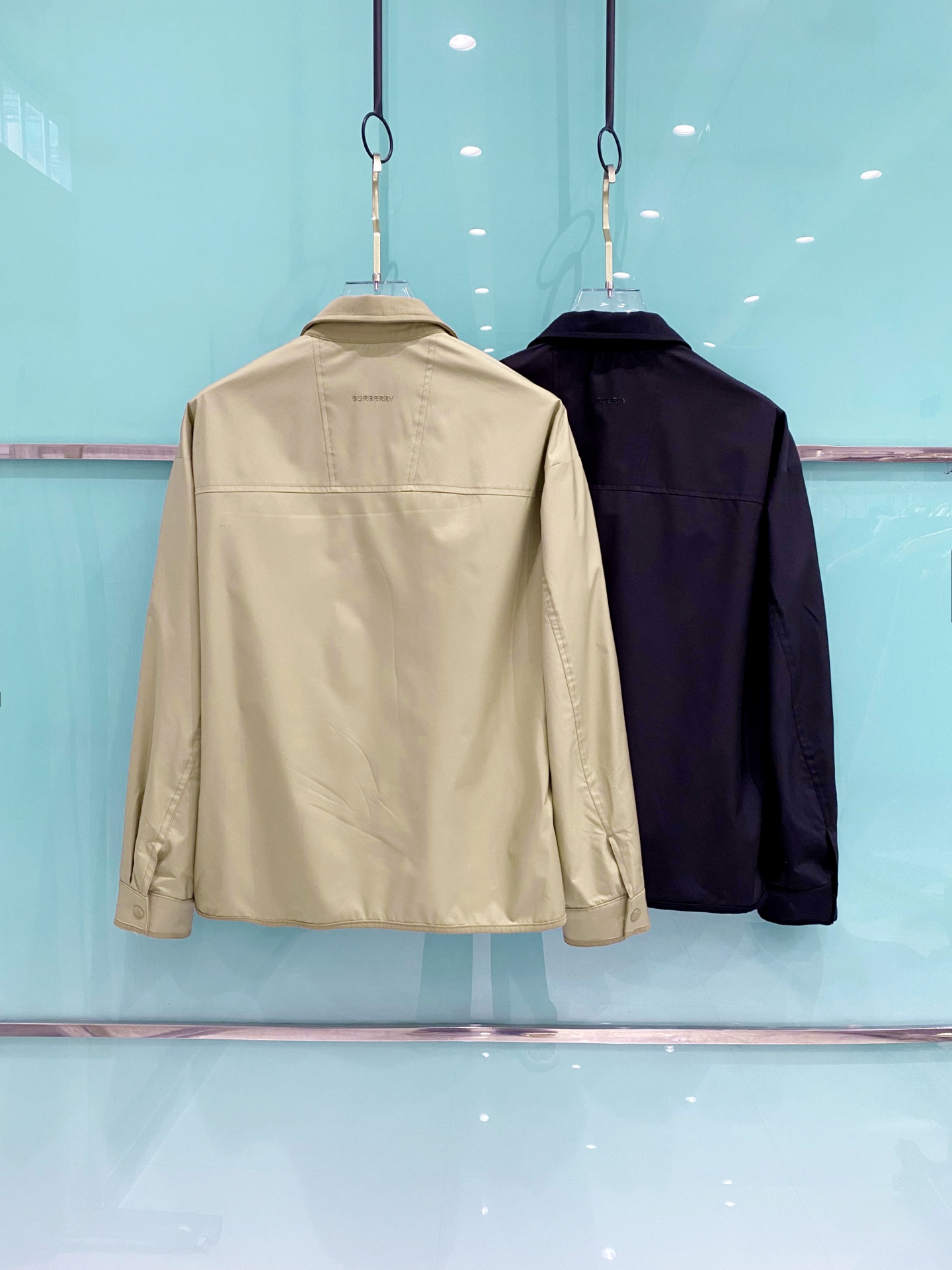 Burberry 巴宝莉 2026ss春季新款夹克外套全高端版本！高定专柜面料辅料，透气舒适度高，细节无