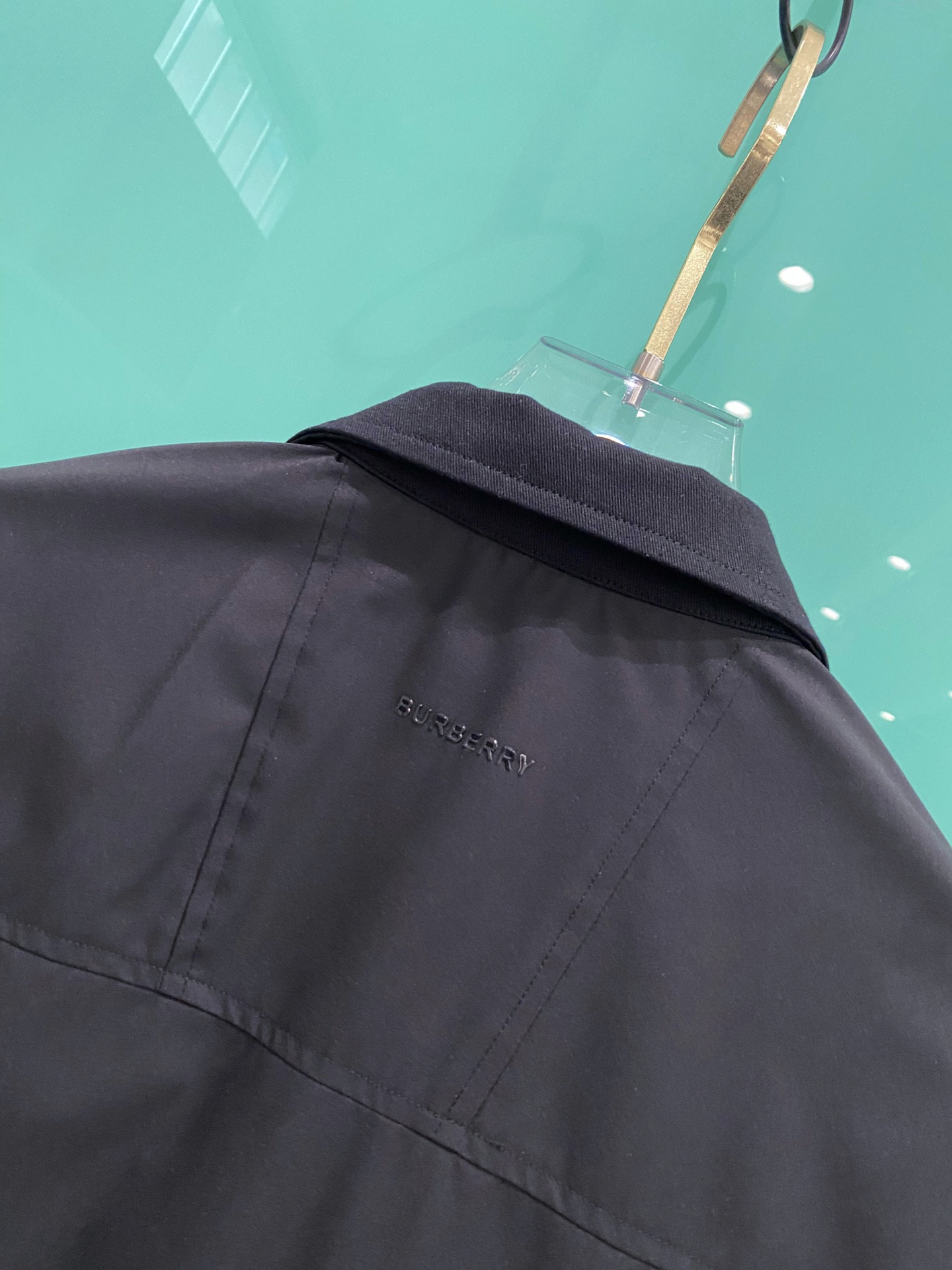 Burberry 巴宝莉 2026ss春季新款夹克外套全高端版本！高定专柜面料辅料，透气舒适度高，细节无