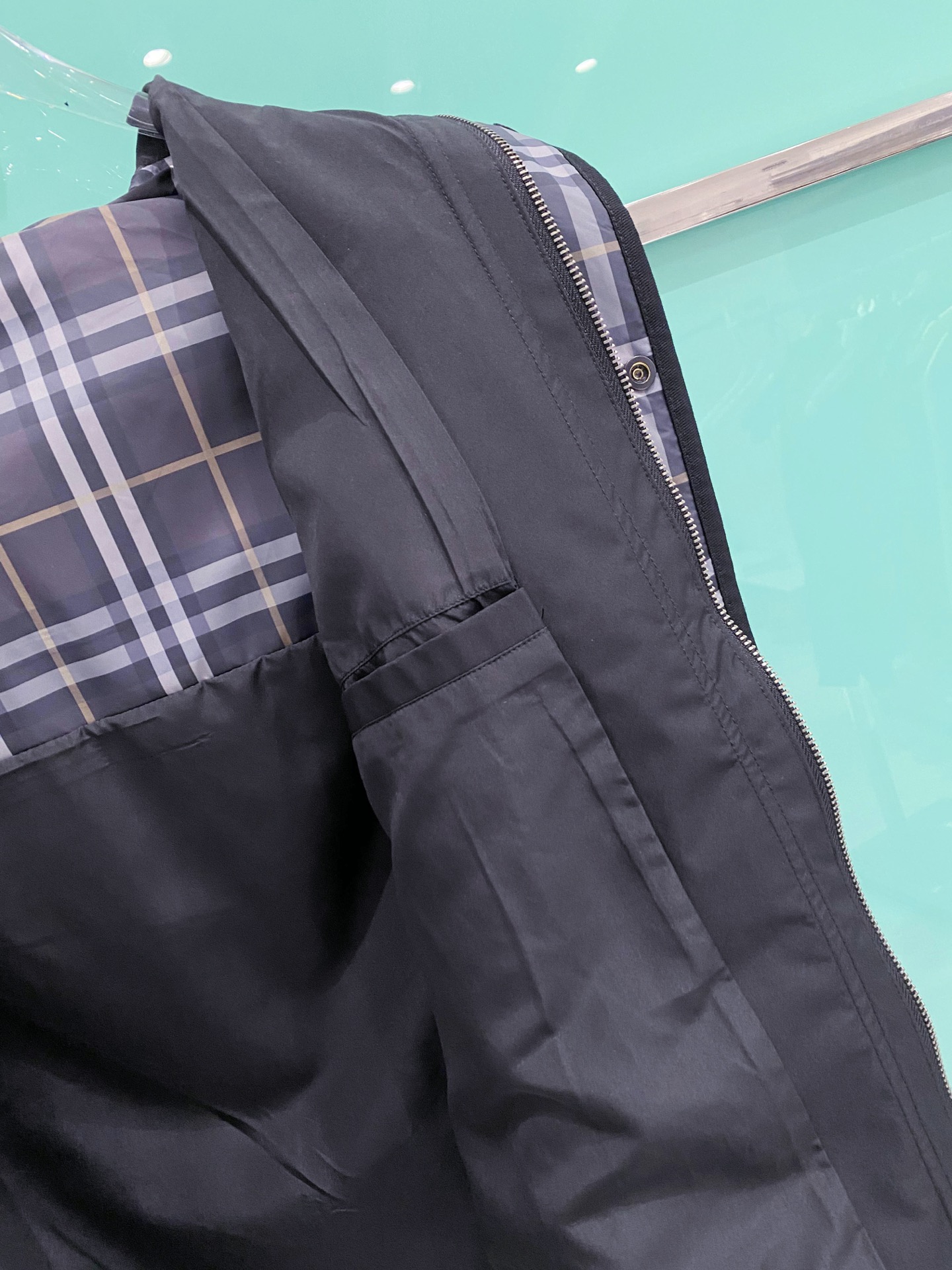 Burberry 巴宝莉 2026ss春季新款夹克外套全高端版本！高定专柜面料辅料，透气舒适度高，细节无