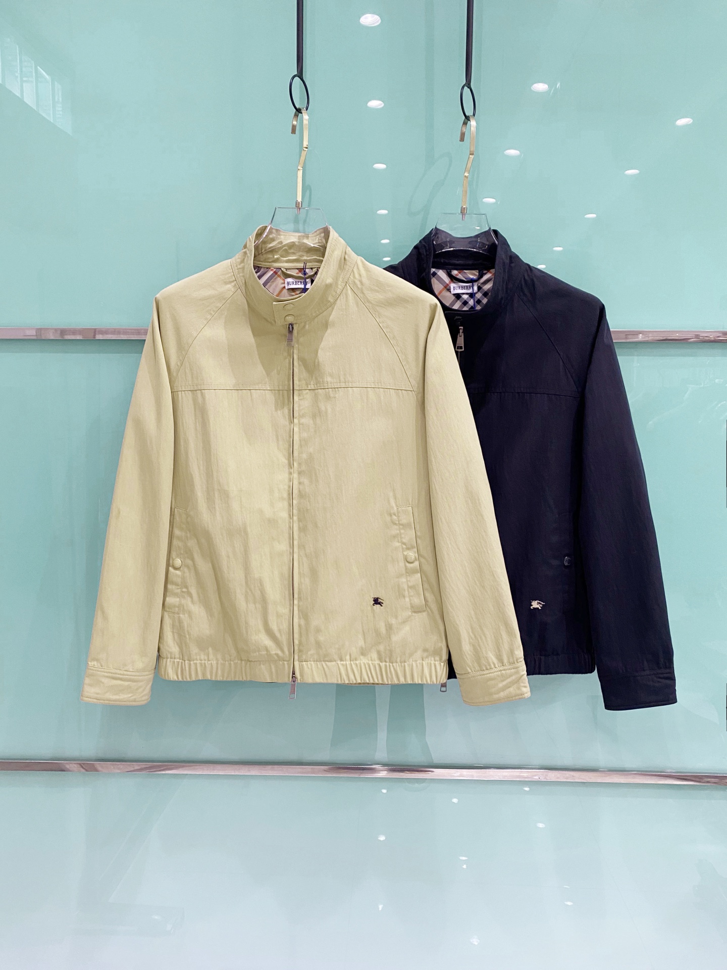 Burberry 巴宝莉 2026ss春季新款连帽夹克外套全高端版本！高定专柜面料辅料，透气舒适度高，细