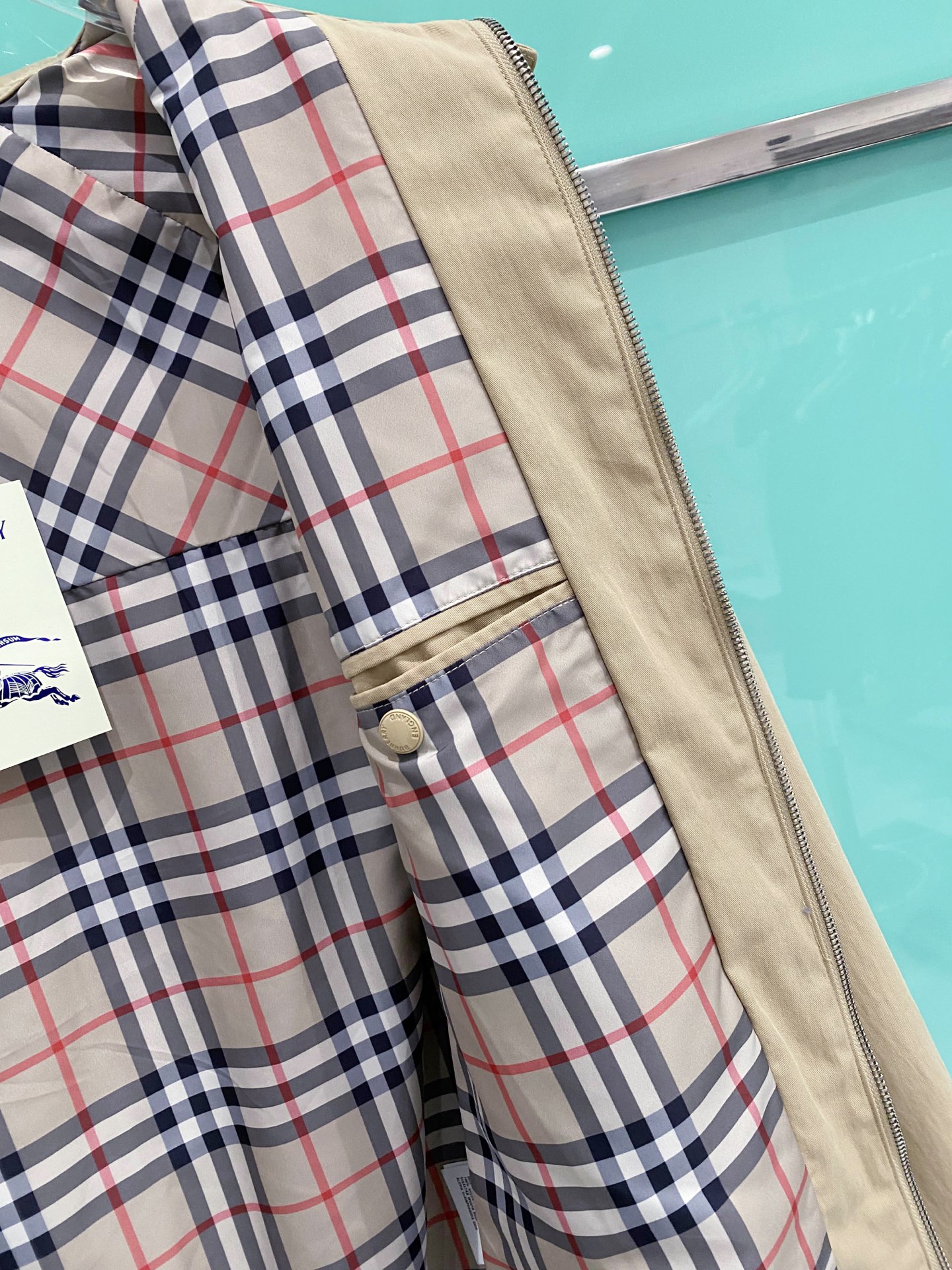 Burberry 巴宝莉 2026ss春季新款连帽夹克外套全高端版本！高定专柜面料辅料，透气舒适度高，细