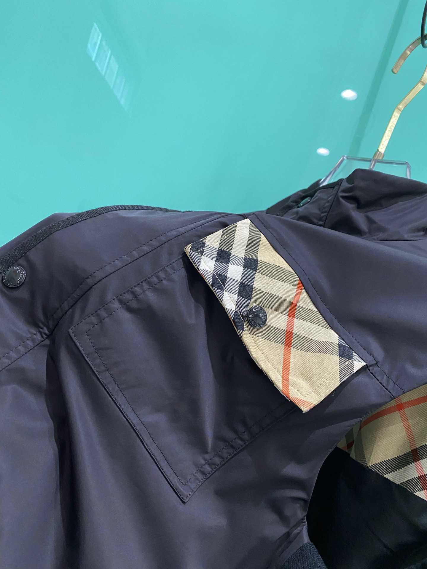 Burberry 巴宝莉马甲 2026SS春季新款马甲夹克外套最新设计款 秀场新品‼品相非常完美，三标齐