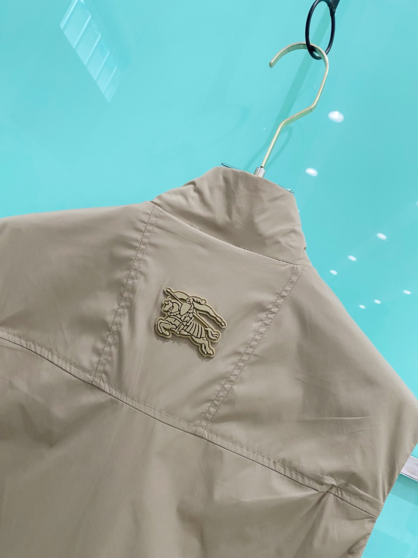 Burberry 巴宝莉马甲 2026SS春季新款马甲夹克外套最新设计款 秀场新品‼品相非常完美，三标齐