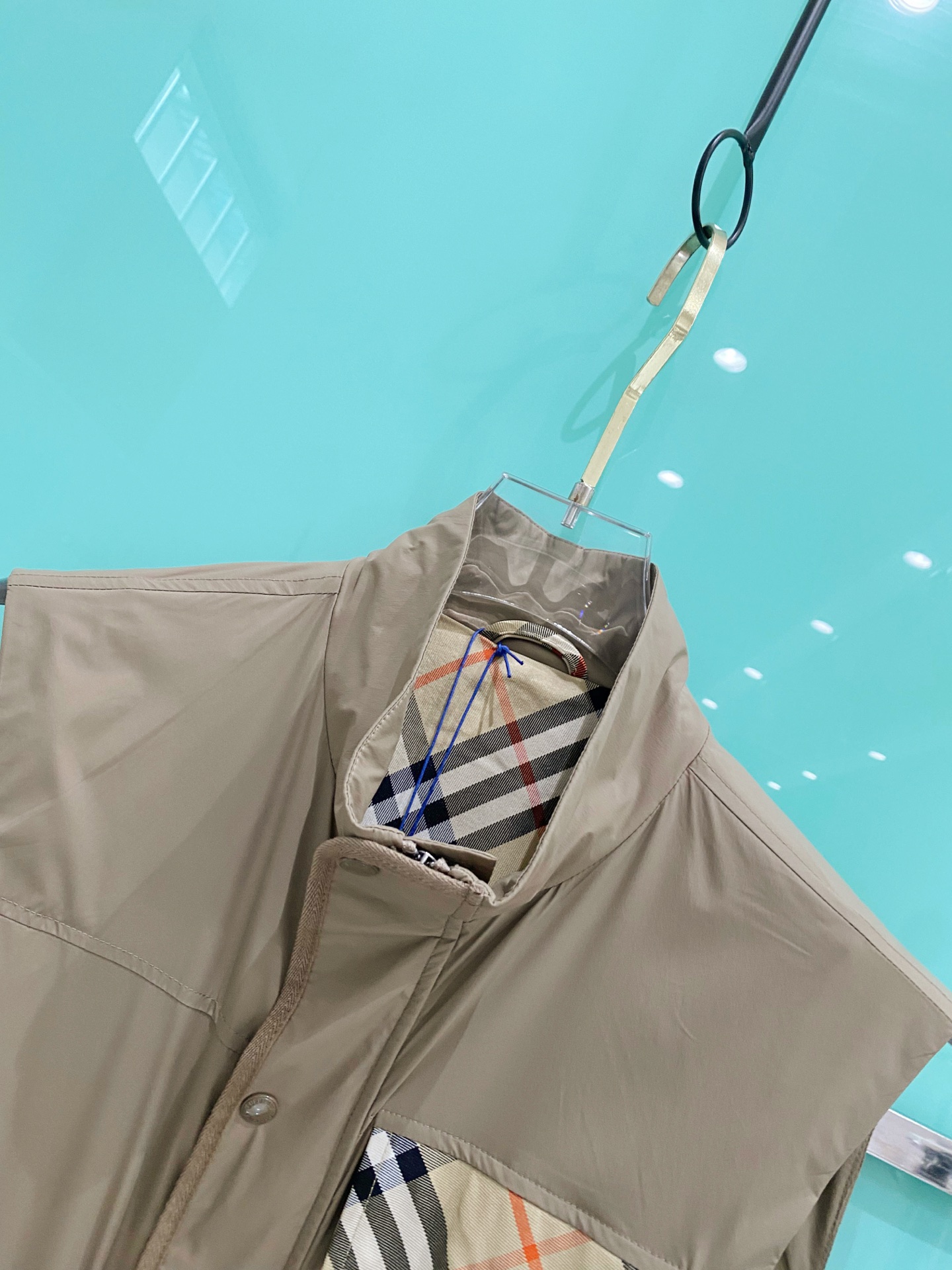 Burberry 巴宝莉马甲 2026SS春季新款马甲夹克外套最新设计款 秀场新品‼品相非常完美，三标齐