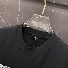 🔥Fendi 芬迪 2026春夏新款T恤,温柔党直接冲!✅ 面料超舒服:高支精梳棉面料,软糯亲肤,透气不 🔥Fendi 芬迪 2026春夏新款T恤,温柔党直接冲!✅ 面料超舒服:高支精梳棉面料,软糯亲肤,透气不