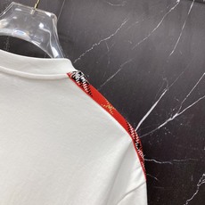 /套 🔥Burberry 巴宝莉 2026春夏新款套装,懒人直接闭眼入!✅ 一套搞定穿搭:T恤+短裤成套 /套 🔥Burberry 巴宝莉 2026春夏新款套装,懒人直接闭眼入!✅ 一套搞定穿搭:T恤+短裤成套