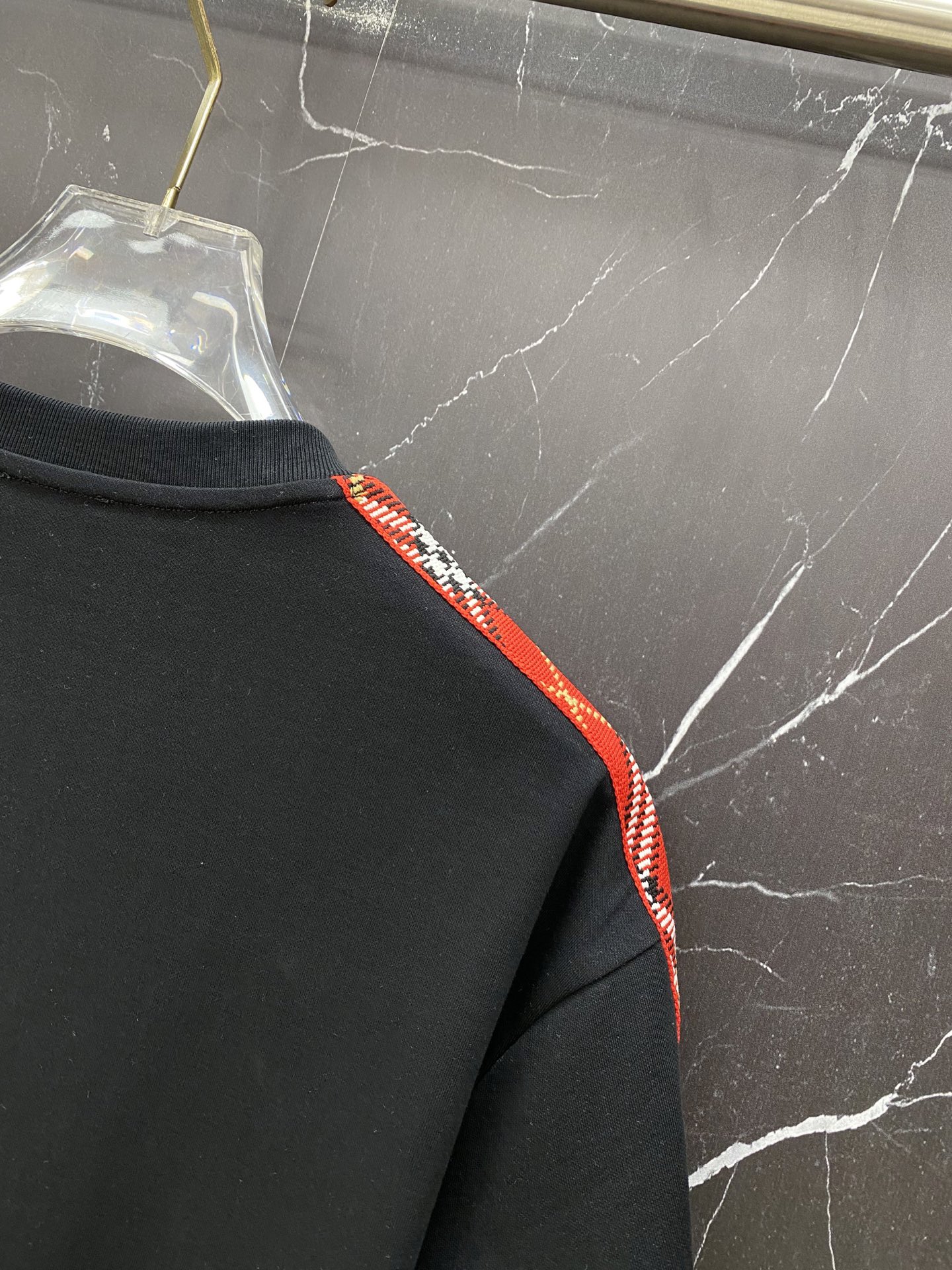 /套 🔥Burberry 巴宝莉 2026春夏新款套装，懒人直接闭眼入！✅ 一套搞定穿搭：T恤+短裤成套