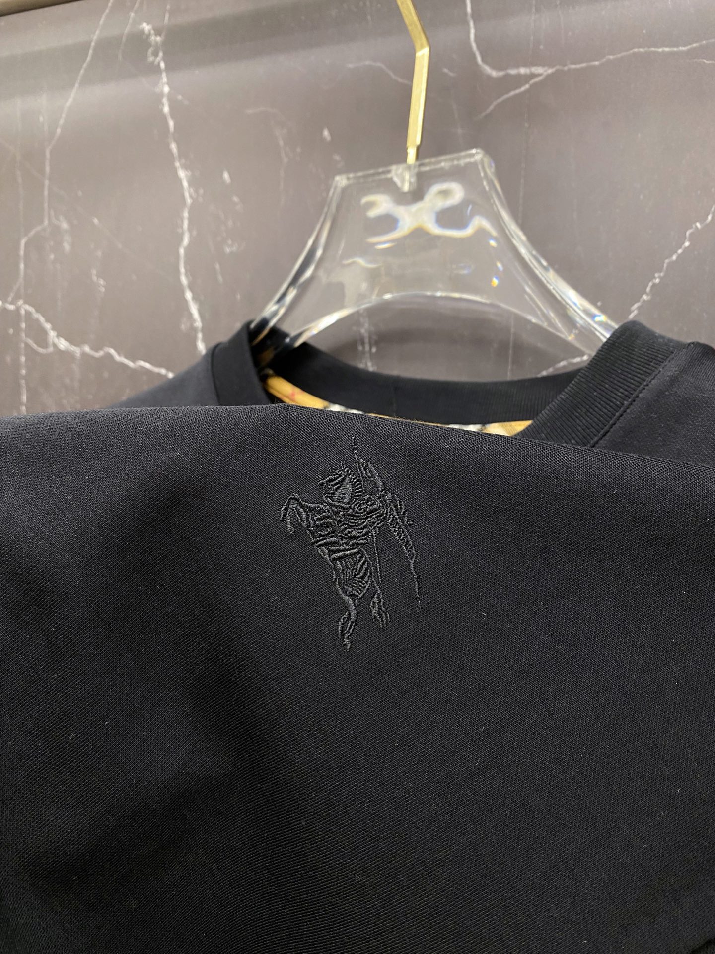 /套 🔥Burberry 巴宝莉 2026春夏新款套装，懒人直接闭眼入！✅ 一套搞定穿搭：T恤+短裤成套