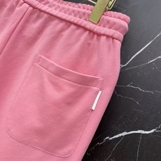 | DIOR 迪奥 2026春夏新款 三叶草刺绣休闲卫裤自带法式松弛感的春夏刚需单品,经典三叶草刺绣搭配 | DIOR 迪奥 2026春夏新款 三叶草刺绣休闲卫裤自带法式松弛感的春夏刚需单品,经典三叶草刺绣搭配