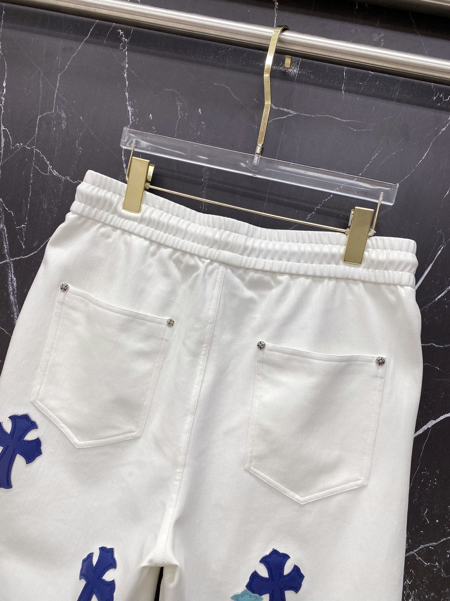 | CHROME HEARTS 克罗心 2026春夏新款 彩色十字架皮标休闲短裤美式高街玩家必入的春夏限
