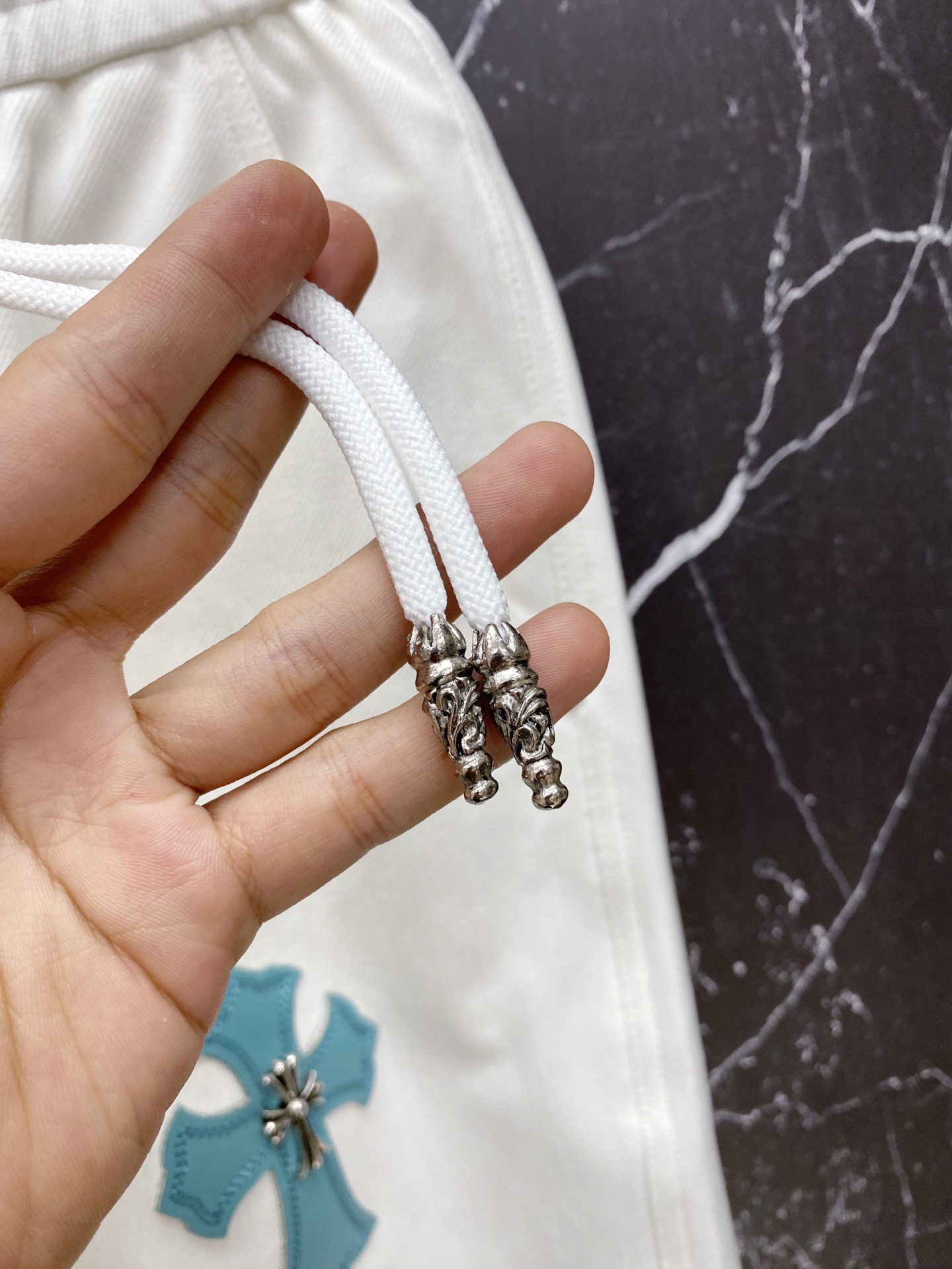 | CHROME HEARTS 克罗心 2026春夏新款 彩色十字架皮标休闲短裤美式高街玩家必入的春夏限