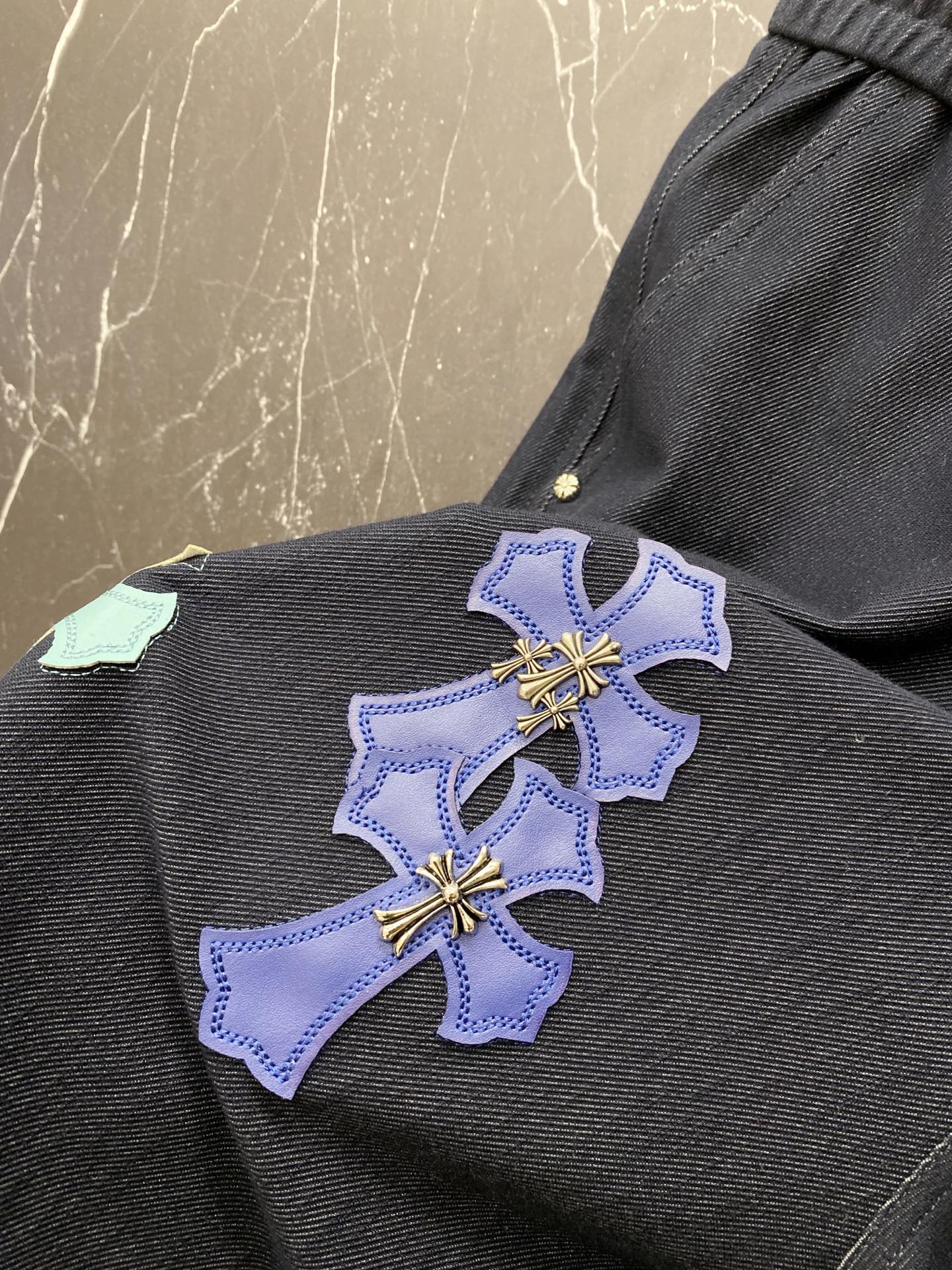 | CHROME HEARTS 克罗心 2026春夏新款 彩色十字架皮标休闲短裤美式高街玩家必入的春夏限