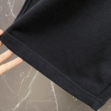 | CHROME HEARTS 克罗心 2026春夏新款 彩色十字架皮标休闲短裤卫裤美式高街玩家必入的春 | CHROME HEARTS 克罗心 2026春夏新款 彩色十字架皮标休闲短裤卫裤美式高街玩家必入的春