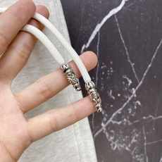 | CHROME HEARTS 克罗心 2026春夏新款 彩色十字架皮标休闲短裤卫裤美式高街玩家必入的春 | CHROME HEARTS 克罗心 2026春夏新款 彩色十字架皮标休闲短裤卫裤美式高街玩家必入的春