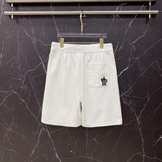 | MONCLER 蒙口 盟可睐 2026春夏新款 冰感透气休闲短裤自带夏日凉感buff的高奢刚需单品, | MONCLER 蒙口 盟可睐 2026春夏新款 冰感透气休闲短裤自带夏日凉感buff的高奢刚需单品,