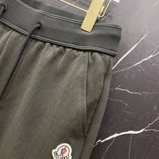 | MONCLER 蒙口 盟可睐 2026春夏新款 冰感透气休闲短裤自带夏日凉感buff的高奢刚需单品, | MONCLER 蒙口 盟可睐 2026春夏新款 冰感透气休闲短裤自带夏日凉感buff的高奢刚需单品,