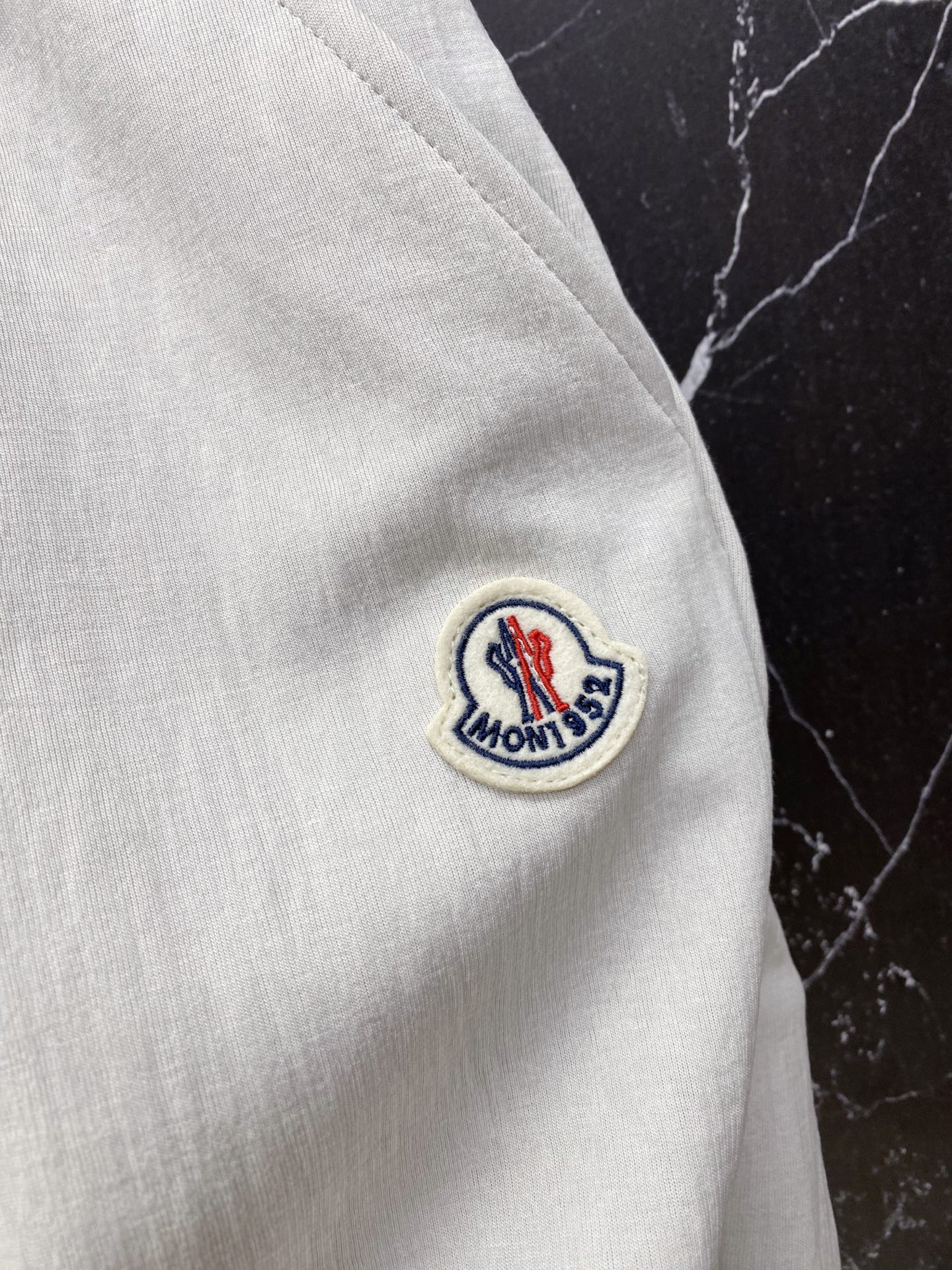 | MONCLER 蒙口 盟可睐 2026春夏新款 冰感透气休闲短裤自带夏日凉感buff的高奢刚需单品，