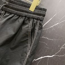 | LOEWE 罗意威 2026春夏新款 明线刺绣休闲短裤自带清爽松弛感的春夏刚需单品,撞色明线勾勒轮廓 | LOEWE 罗意威 2026春夏新款 明线刺绣休闲短裤自带清爽松弛感的春夏刚需单品,撞色明线勾勒轮廓