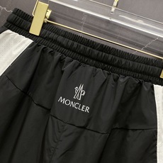 蒙口🔥春夏爆款|Moncler撞色速干运动短裤谁懂啊!这条真的是春夏懒人穿搭神器!✅ 轻薄速干面料,自带 蒙口🔥春夏爆款|Moncler撞色速干运动短裤谁懂啊!这条真的是春夏懒人穿搭神器!✅ 轻薄速干面料,自带