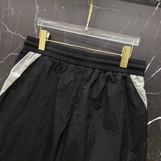 balenciaga 巴黎世家 2026春夏机能风拼接速干短裤上新⚡撞色线条拼接设计,运动潮流双在线微皱 balenciaga 巴黎世家 2026春夏机能风拼接速干短裤上新⚡撞色线条拼接设计,运动潮流双在线微皱