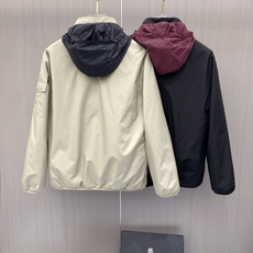 MONCLER|盟可睐 蒙口2026秋冬连帽羽绒服, 全套原版定制五金,拉链、袖标细节还原到位 防风抗皱功能性面料,撞色 MONCLER|盟可睐 蒙口2026秋冬连帽羽绒服, 全套原版定制五金,拉链、袖标细节还原到位 防风抗皱功能性面料,撞色
