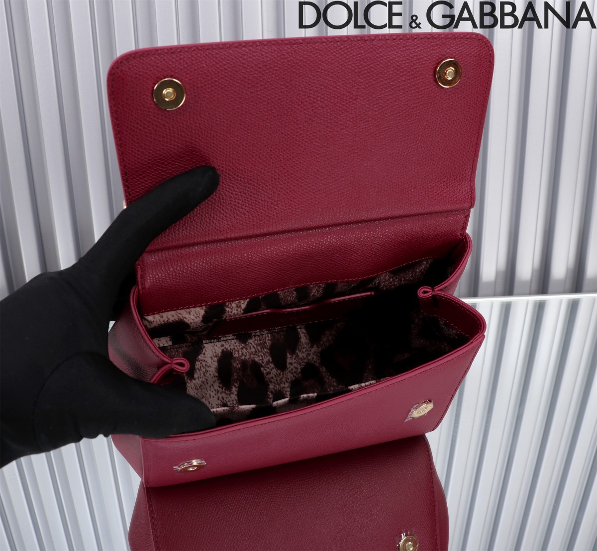 Dolce & Gabbana Sicily Small Leather Satchel Crossbody Bag - Elegant & Compact 6 a1701242412908 2701