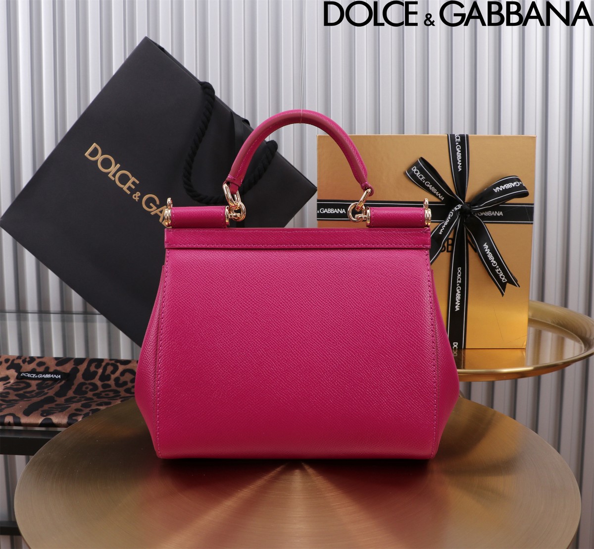 Dolce & Gabbana Sicily Small Leather Handbag, Elegant & Compact - 20*16*8cm 4 a1704357404632 3770