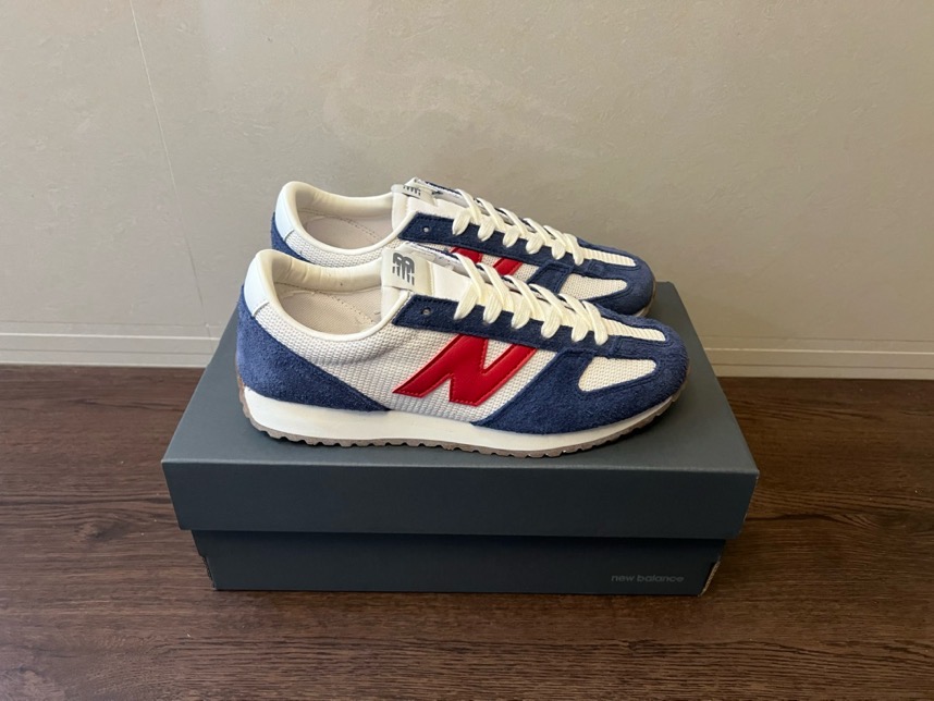 新百伦 New Balance U471 复跑古鞋 这鞋双确实是NB家经复典古款式之一,以全科新技诠释鞋款.鞋面保在持基本线条和片层构结的同时,采更用为简洁、流畅设的计语言