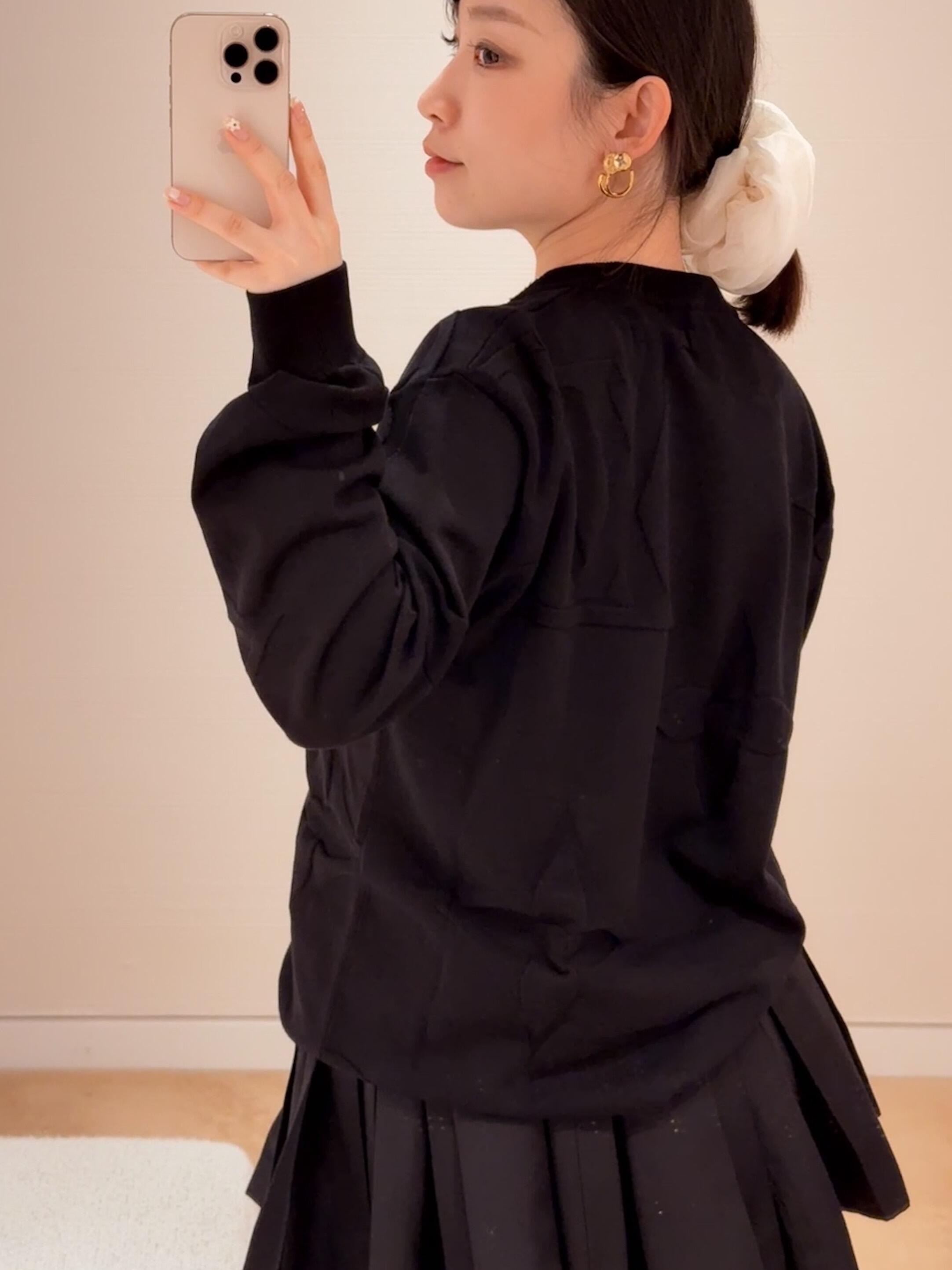 【上身图】1v 25FW 暗纹黑花圆领毛衣（黑色）