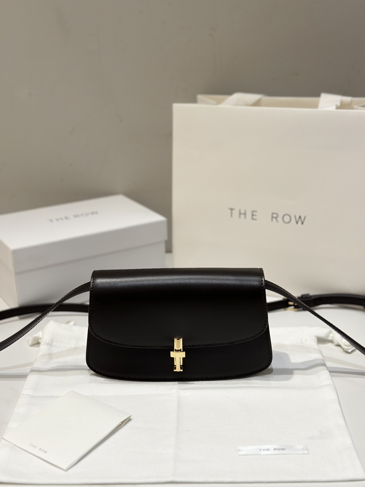 THE ROW Sofia 平紋 小牛皮 肩帶 手包