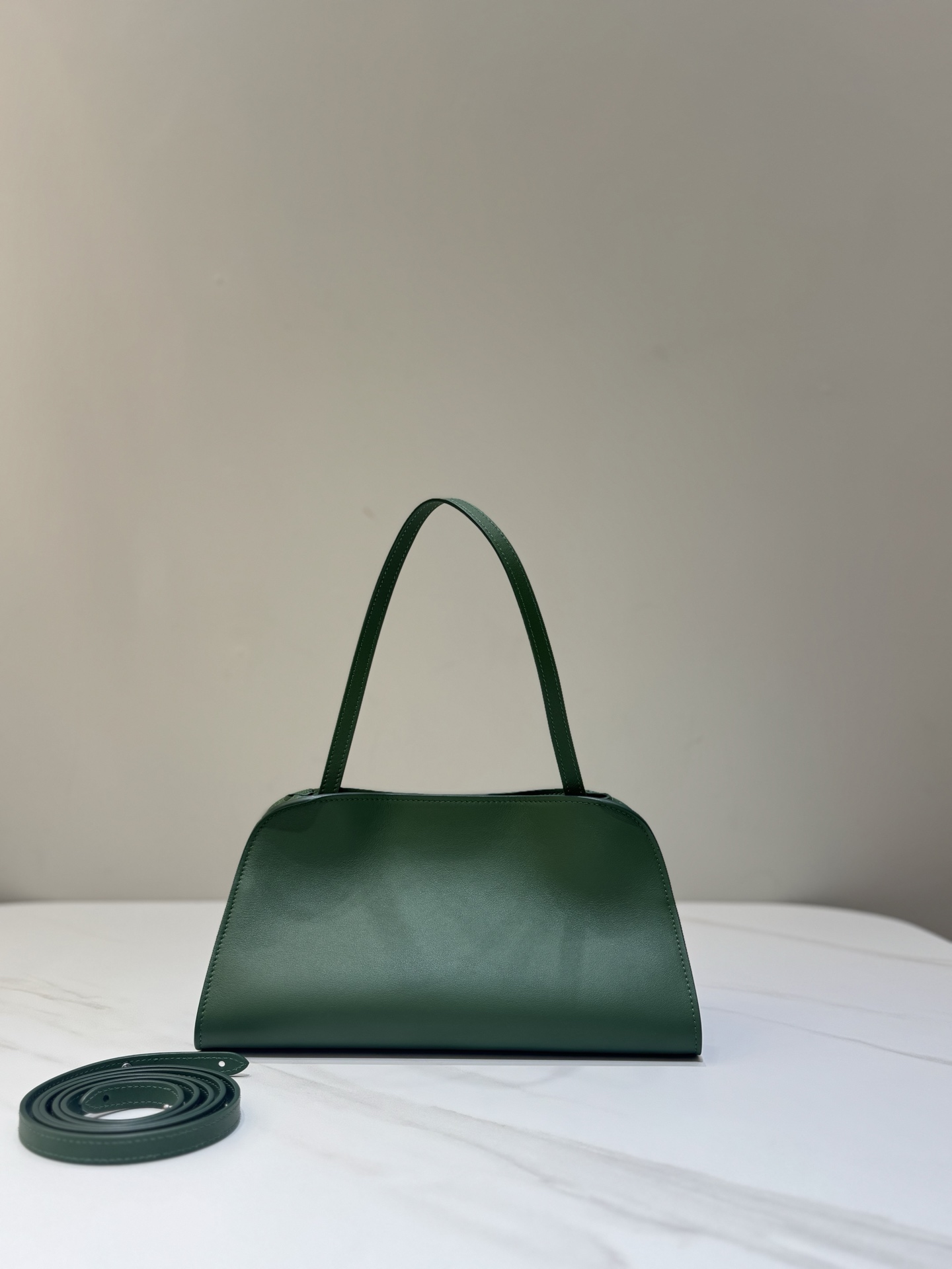 Peggy Green Handbag Detachable Strap Magnetic Clutch